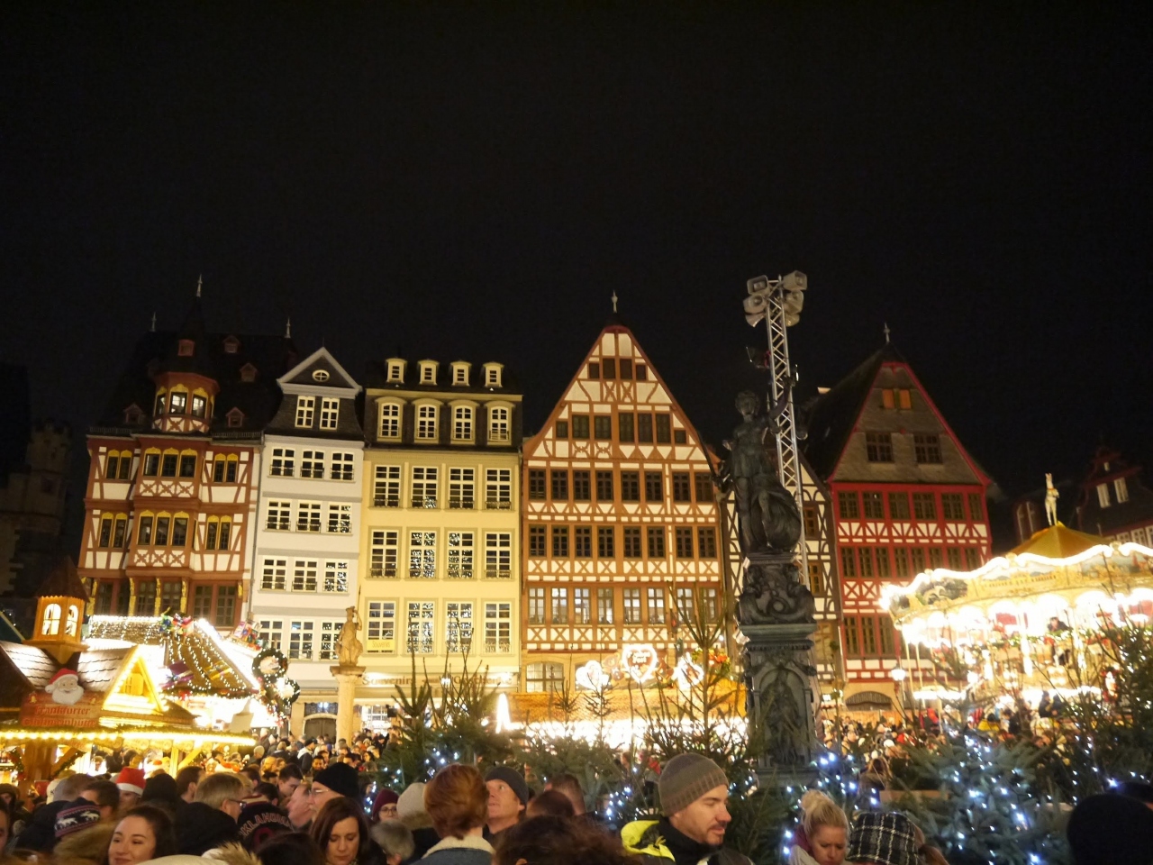 ストラスブールのクリスマスマーケット ちょっとマルタ フランクフルト ブリュッセル2 フランクフルト ドイツ の旅行記 ブログ By Shipahoyさん フォートラベル