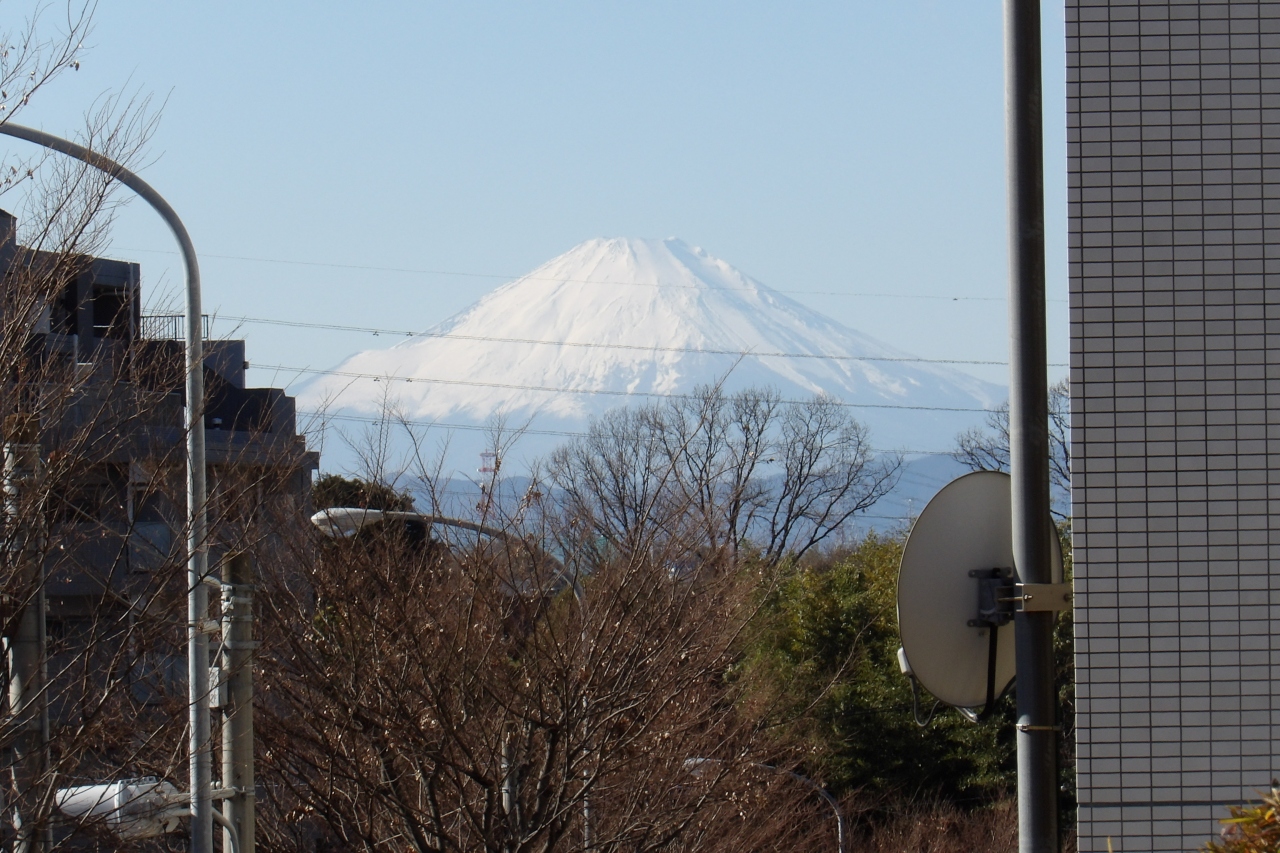 境木地蔵からjr東戸塚駅間で見える富士山 戸塚 いずみ野 港南台 神奈川県 の旅行記 ブログ By ドクターキムルさん フォートラベル 境木地蔵からjr東戸塚駅間で見える富士山 戸塚 いずみ野 港南台 神奈川県 の旅行記 ブログ By ドクターキムルさん フォートラベル