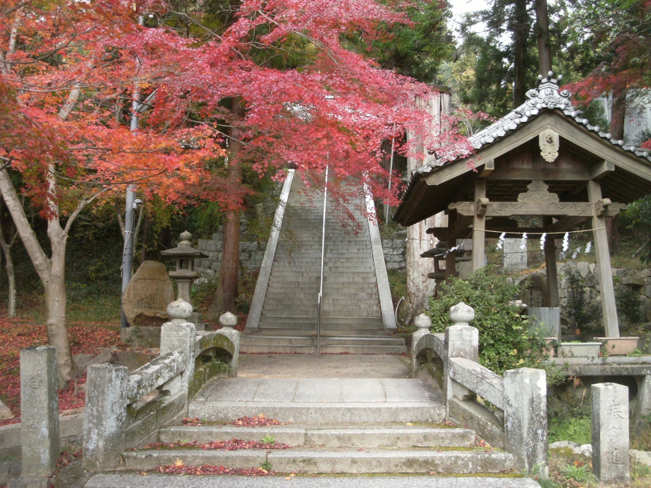 府中八幡神社と八尾山の紅葉 府中 広島県 の旅行記 ブログ By 岳人28号さん フォートラベル