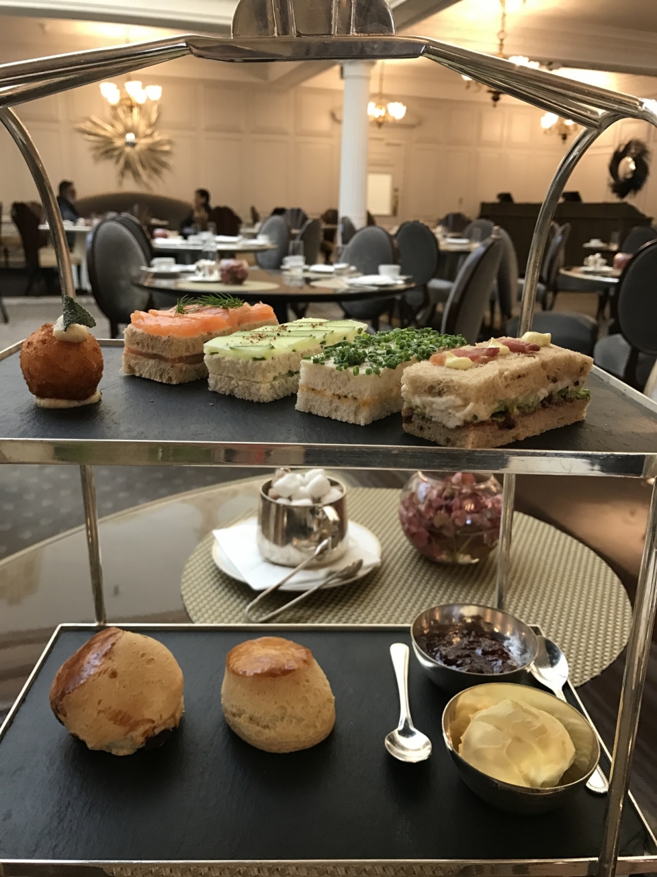 初ロンドン旅行 7 ハロッズ アフタヌーン ティーなど イギリスの旅行記 ブログ By Tumaminnさん フォートラベル