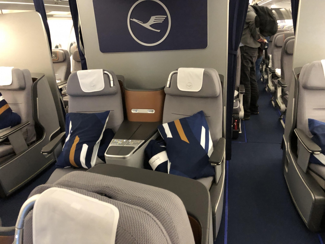 ルフトハンザ Ala Fra ビジネスクラス搭乗記とルフトハンザウェルカムラウンジ フランクフルト ドイツ の旅行記 ブログ By Noelさん フォートラベル