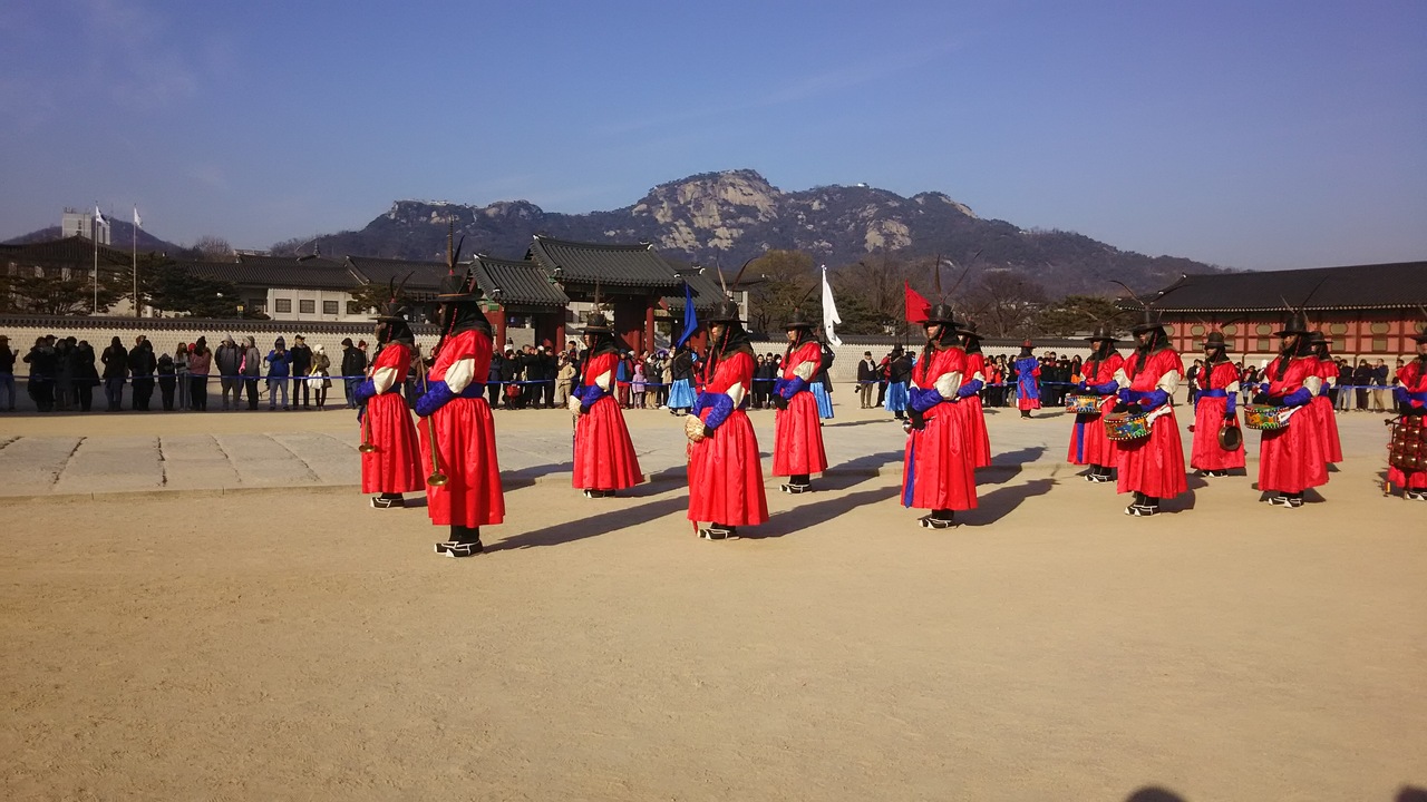 真冬のソウル 最終日 景福宮の交代式ははずせない 韓国の旅行記 ブログ By のんびりまったりさん フォートラベル 真冬のソウル 最終日 景福宮の交代式ははずせない 韓国の旅行記 ブログ By のんびりまったりさん フォートラベル