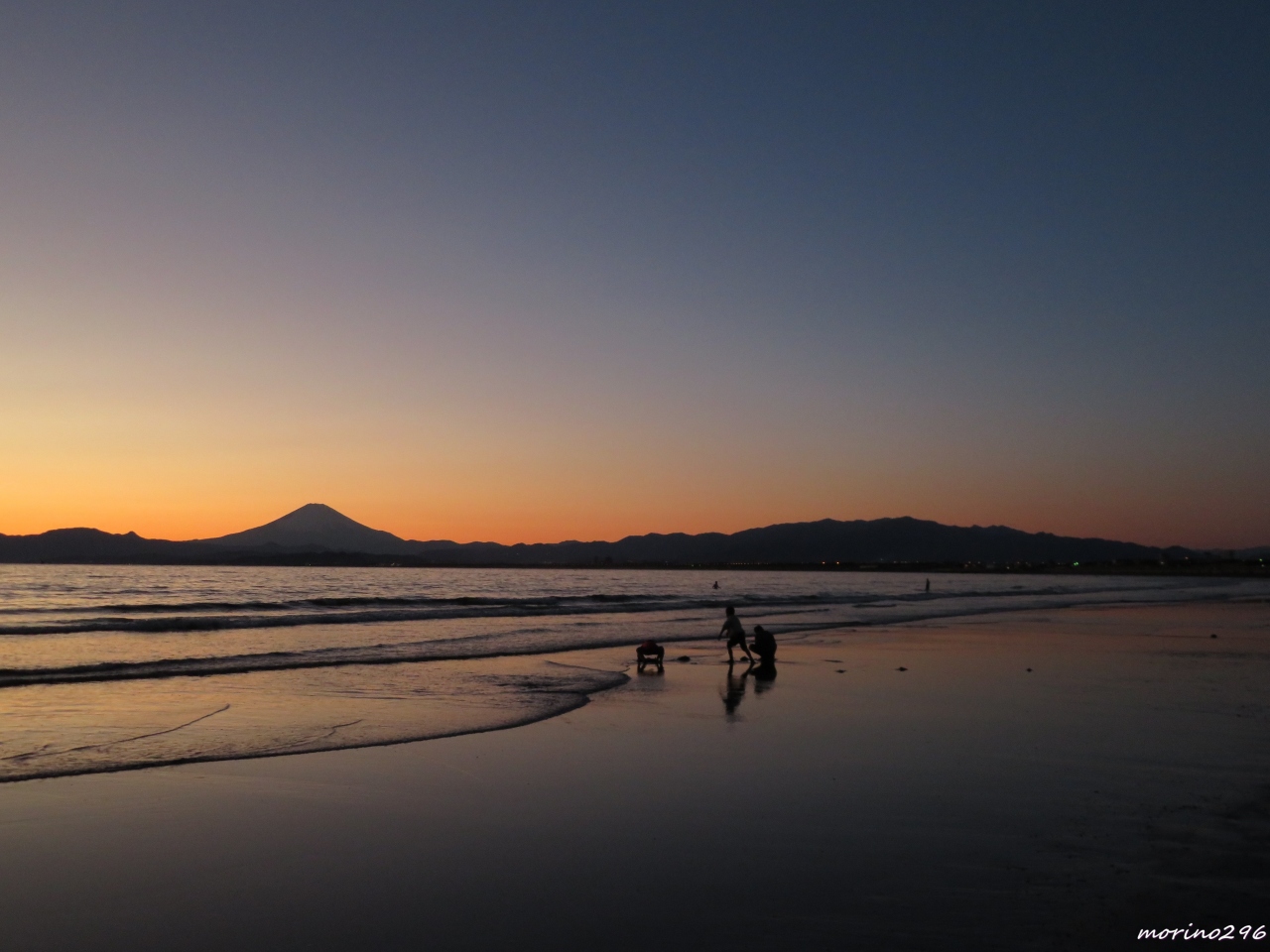 富士山とサンセットショーを楽しむ 江の島 藤沢 江ノ島 神奈川県 の旅行記 ブログ By Morino296さん フォートラベル