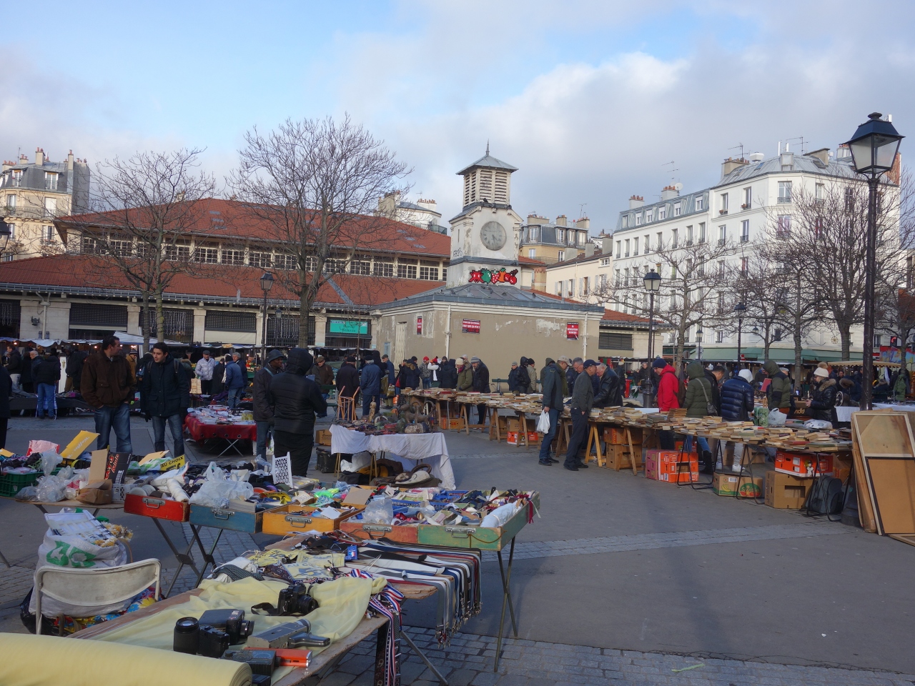 パリを歩く 3 3 アリーグルの市場をひやかす でも 買うものはなかった パリ フランス の旅行記 ブログ By Nomonomoさん フォートラベル パリを歩く 3 3 アリーグルの市場をひやかす でも 買うものはなかった パリ フランス の旅行記 ブログ By Nomonomoさん フォートラベル
