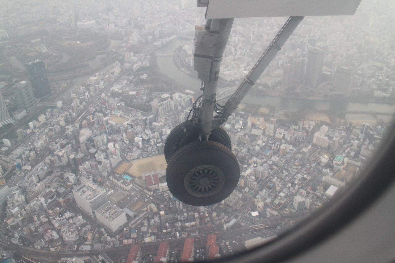 ボンバルディアdhc8 Q400に乗り仙台から伊丹へ 仙台ビール園に仙台空港ピア棟など 宮城野 若林 名取 宮城県 の旅行記 ブログ By Fly Jinさん フォートラベル