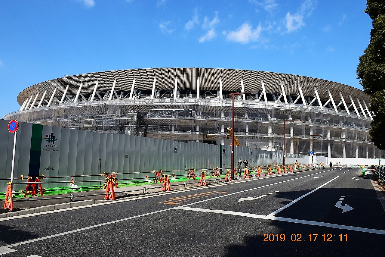 東京散策96 2 来年にせまった東京オリンピック パラリンピック会場の建設状況を見てみた メイン会場の新国立競技場 信濃町 千駄ヶ谷 東京 の旅行記 ブログ By Jh2fxvさん フォートラベル