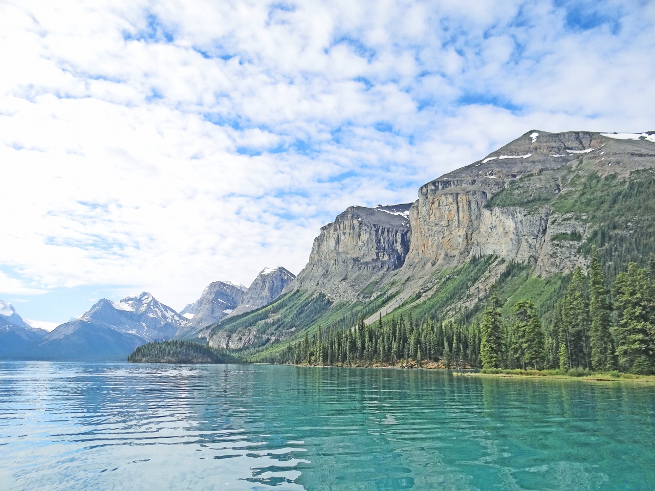 カナダ ジャスパー国立公園 マリーン湖 アサバスカ滝 カナディアンロッキー カナダ の旅行記 ブログ By Bunbunさん フォートラベル