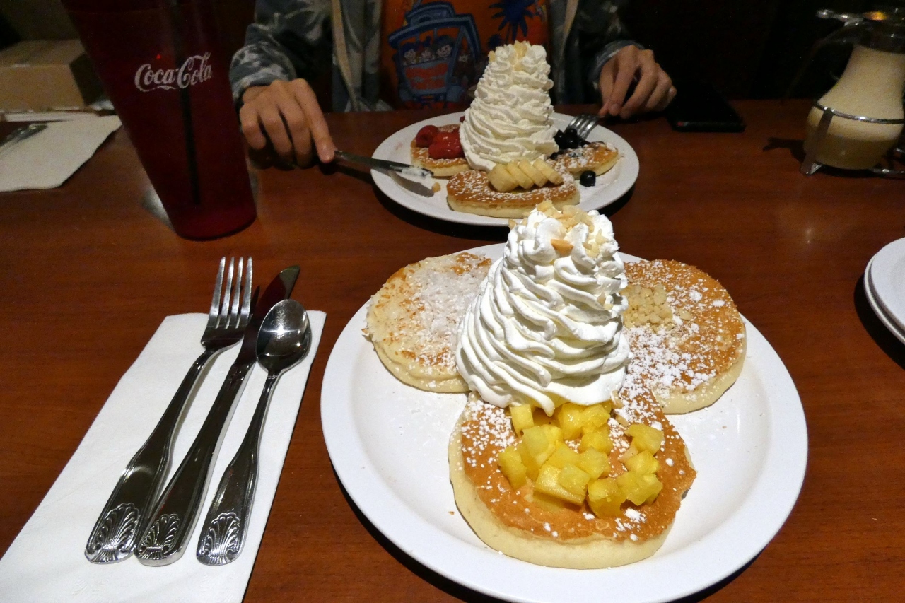 １１ 長男と行くハワイ3泊 エッグスンシングス ワイキキビーチ エグスプレスの朝食 オアフ島 ハワイ の旅行記 ブログ By ミシマさん フォートラベル