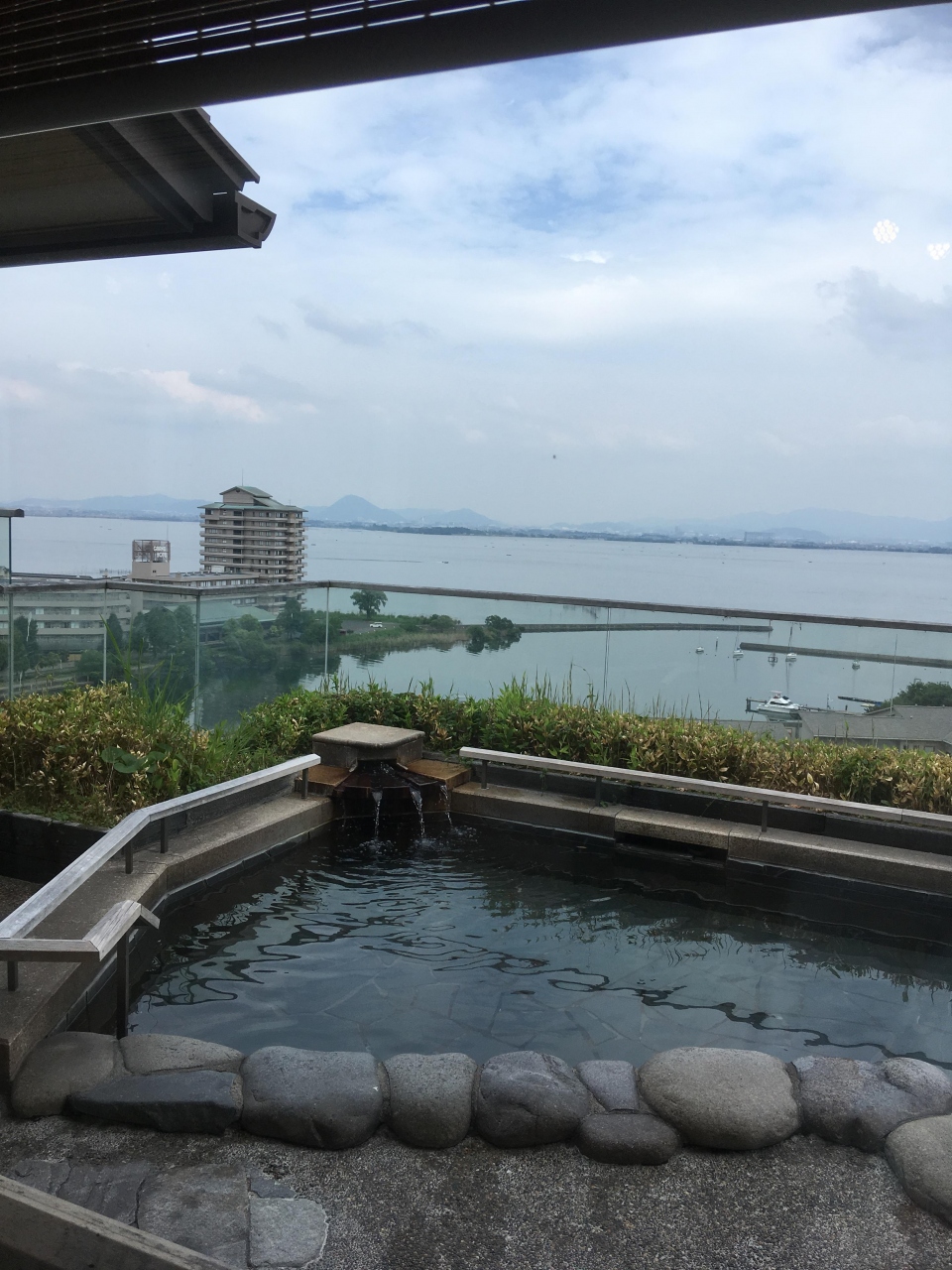 琵琶湖の見える温泉とおいしい料理 雄琴温泉 滋賀県 の旅行記 ブログ By Shukoさん フォートラベル