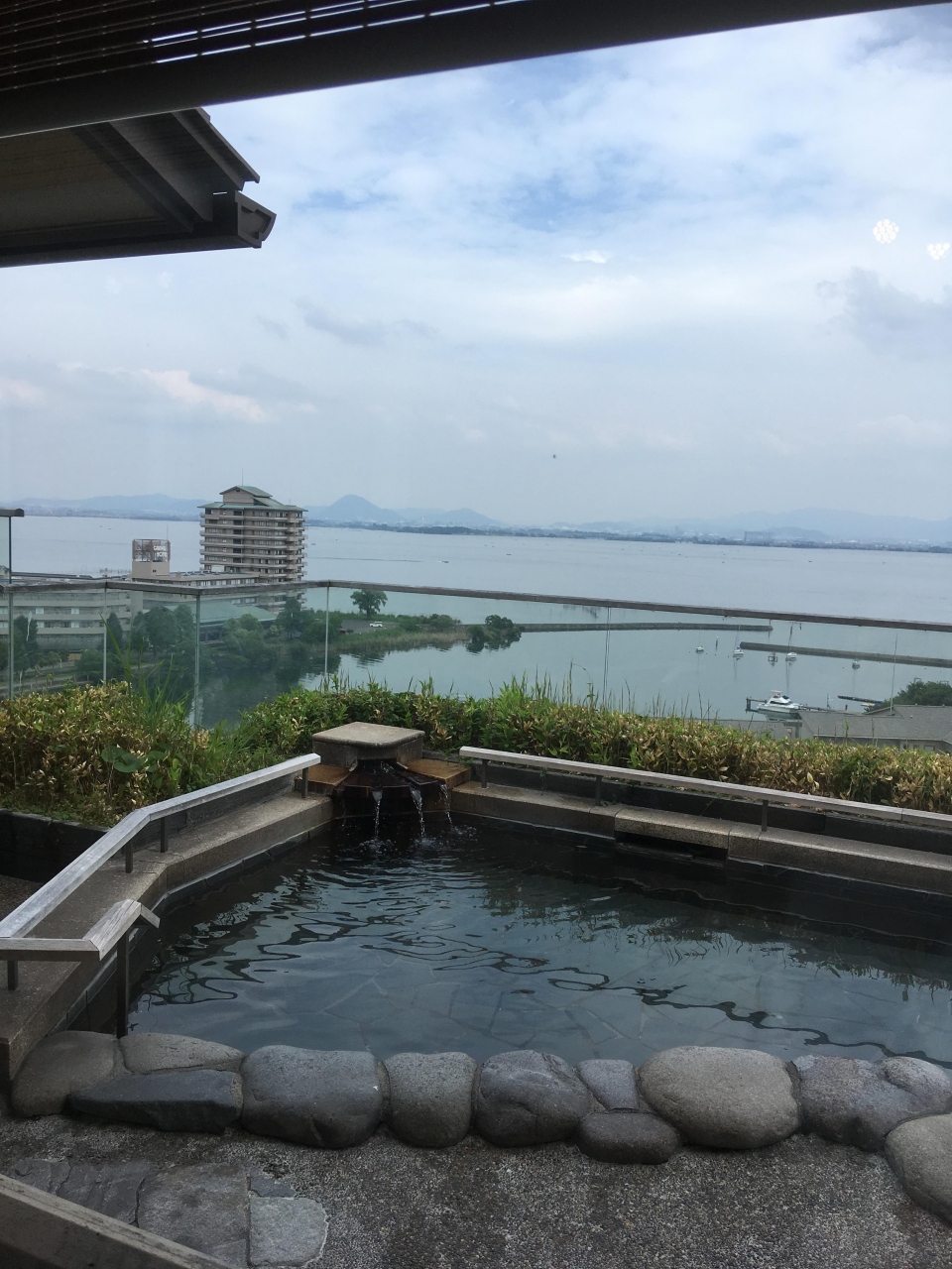 琵琶湖の見える温泉とおいしい料理 雄琴温泉 滋賀県 の旅行記 ブログ By Shukoさん フォートラベル 琵琶湖の見える温泉とおいしい料理 雄琴温泉 滋賀県 の旅行記 ブログ By Shukoさん フォートラベル