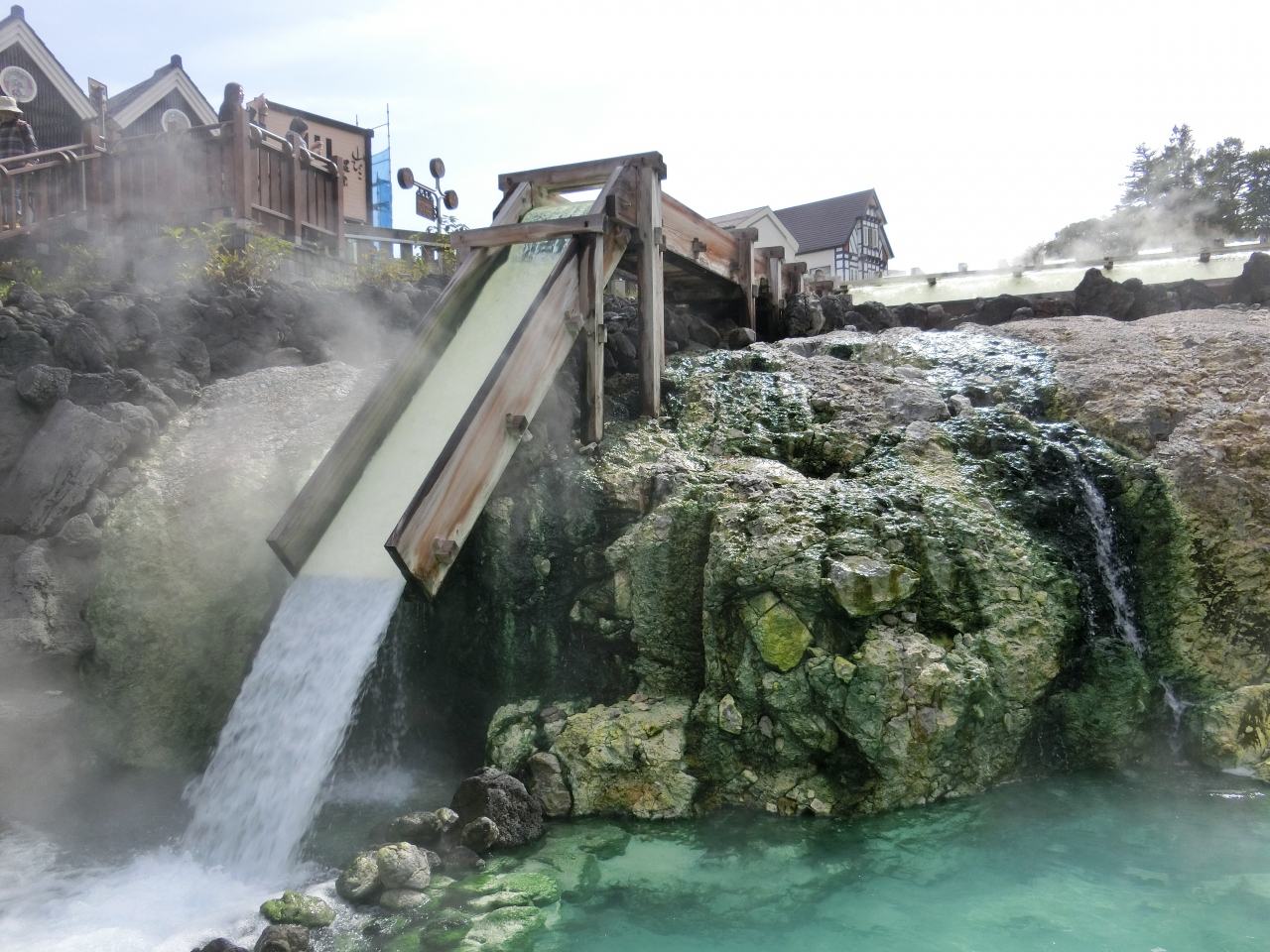 高速バスで行く草津温泉 天下の名湯を堪能し白根山の湯釜へ 草津温泉 群馬県 の旅行記 ブログ By 一泊二日さん フォートラベル