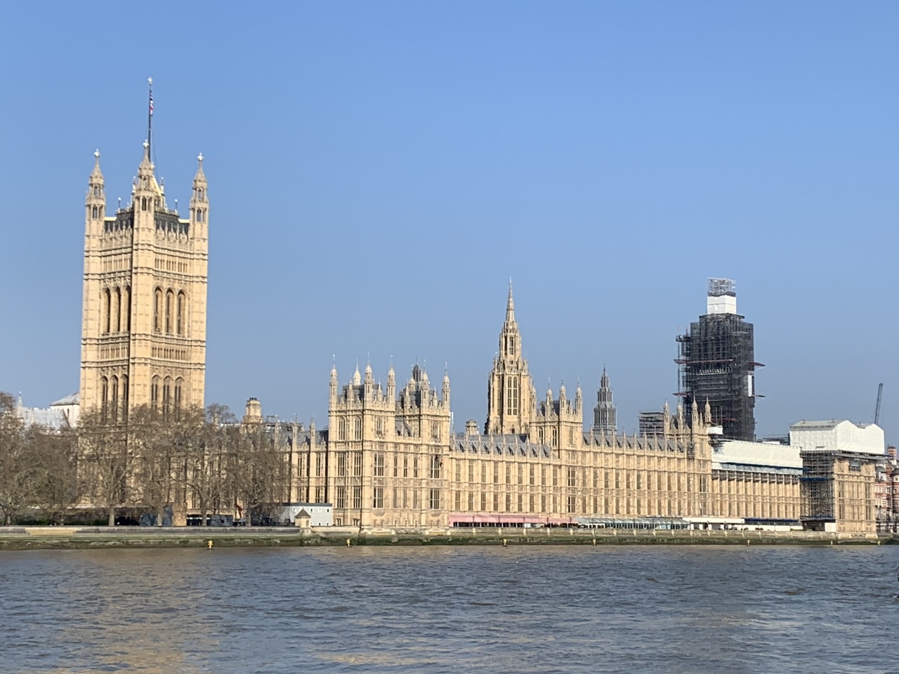 初めてのロンドン パリ 個人旅行 国会議事堂 ウエストミンスター寺院 ロンドン イギリス の旅行記 ブログ By ありしあさん フォートラベル