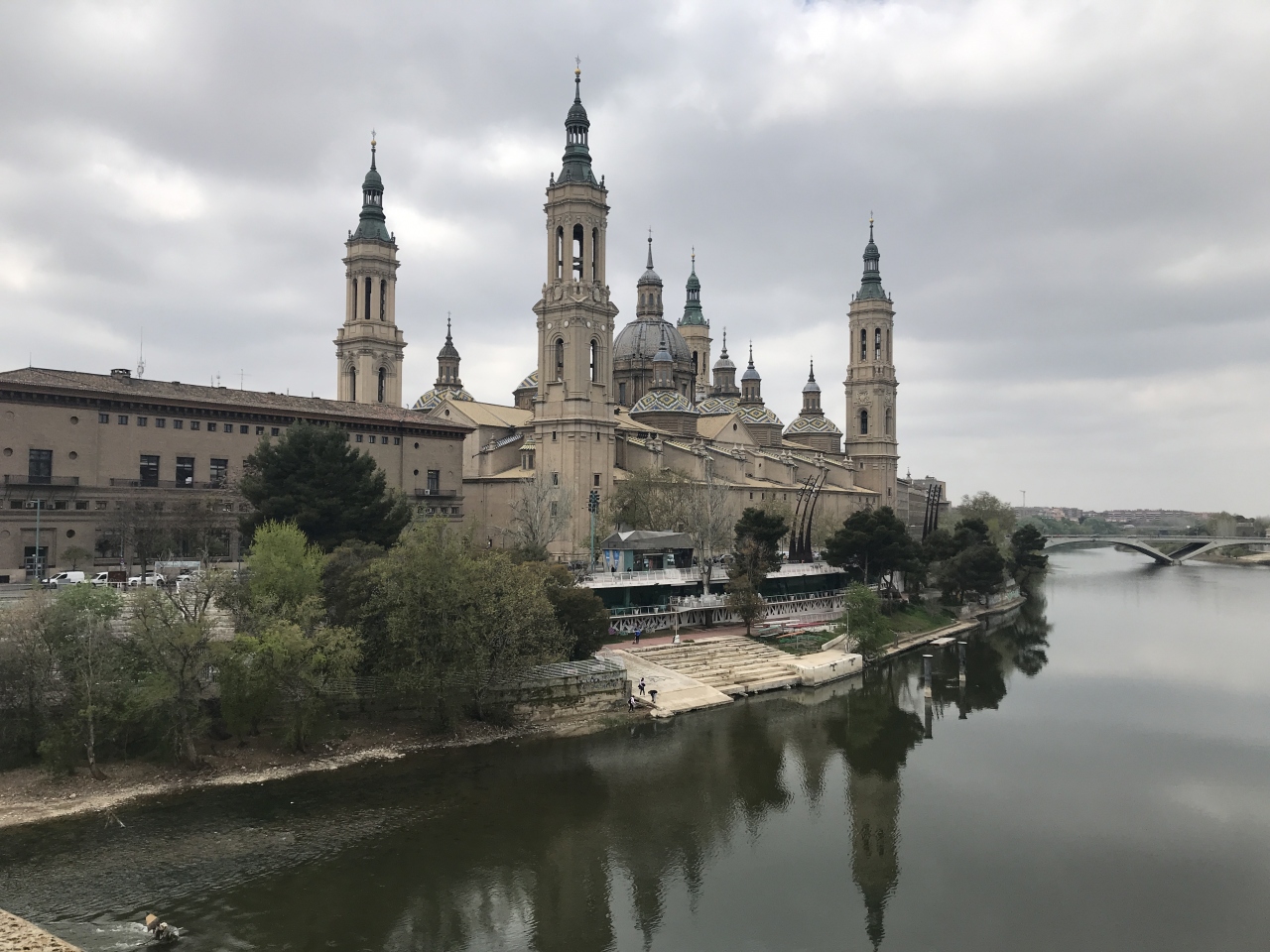 19年 フランス スペイン レンタカーで巡る旅 13 サラゴサ サラゴサ スペイン の旅行記 ブログ By Brad Nomuraさん フォートラベル