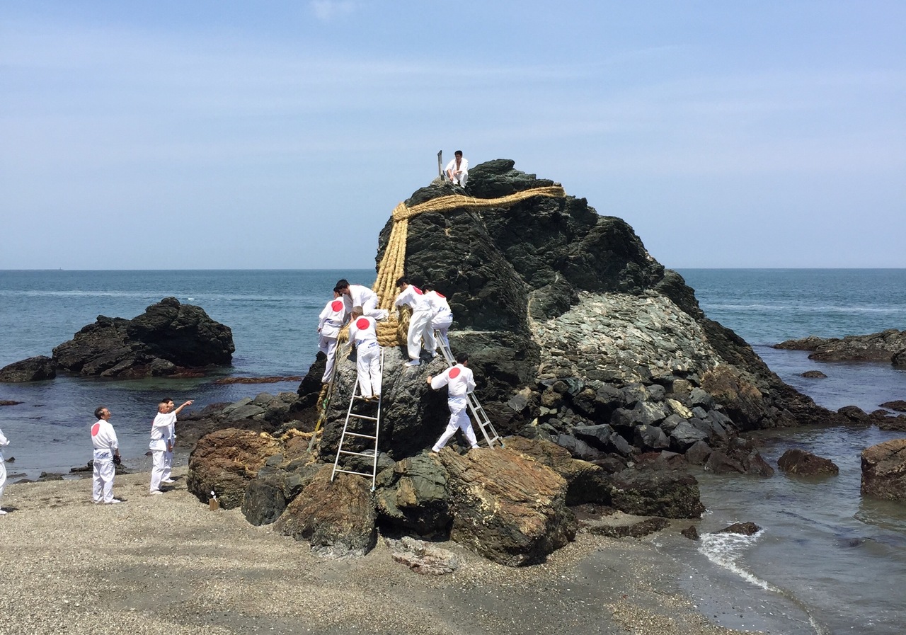 令和のはじめの大注連縄張り替え 二見浦 三重県 の旅行記 ブログ By はちさん フォートラベル
