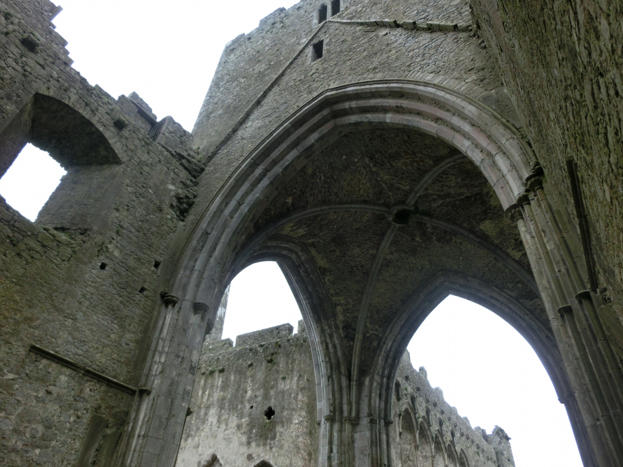 魔法の国アイルランド ３ キャッシェル 魔王の城を攻略せよ キャッシェル アイルランド の旅行記 ブログ By Mickさん フォートラベル