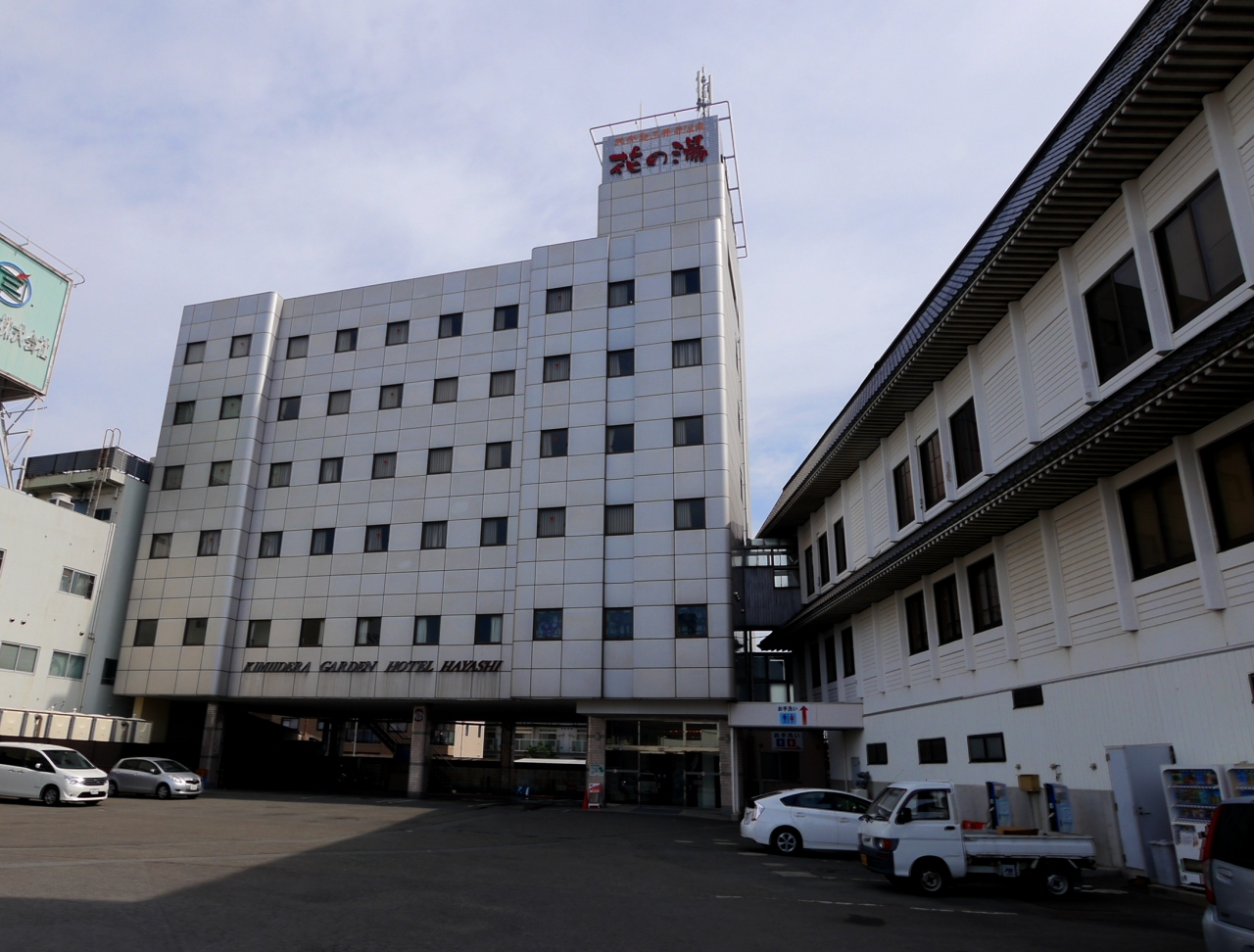 国内327 19 5和歌山 和歌の浦ドライブ旅行１ 紀三井寺へ 紀三井寺温泉花の湯 ガーデンホテルはやし に宿泊 和歌山市 和歌山県 の旅行記 ブログ By Suomitaさん フォートラベル