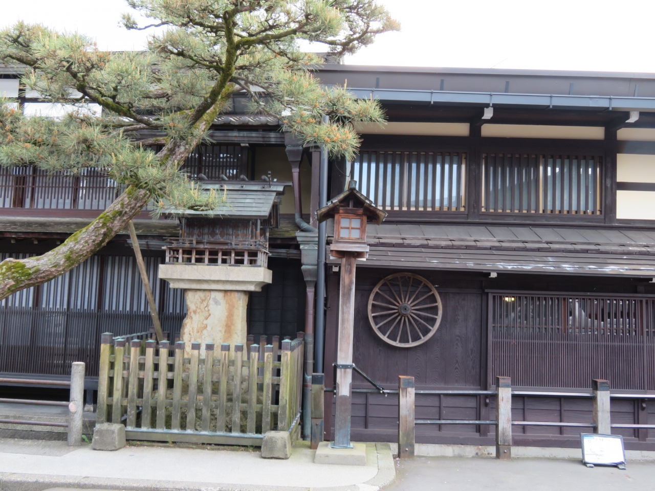 快晴の飛騨高山 さんまち散歩 飛騨牛ランチと蔵元カフェで堪能出来ました 飛騨高山 古川 岐阜県 の旅行記 ブログ By あおぞらさん フォートラベル 快晴の飛騨高山 さんまち散歩 飛騨牛ランチと蔵元カフェで堪能出来ました 飛騨高山 古川 岐阜県 の旅行記 ブログ By あおぞらさん フォートラベル