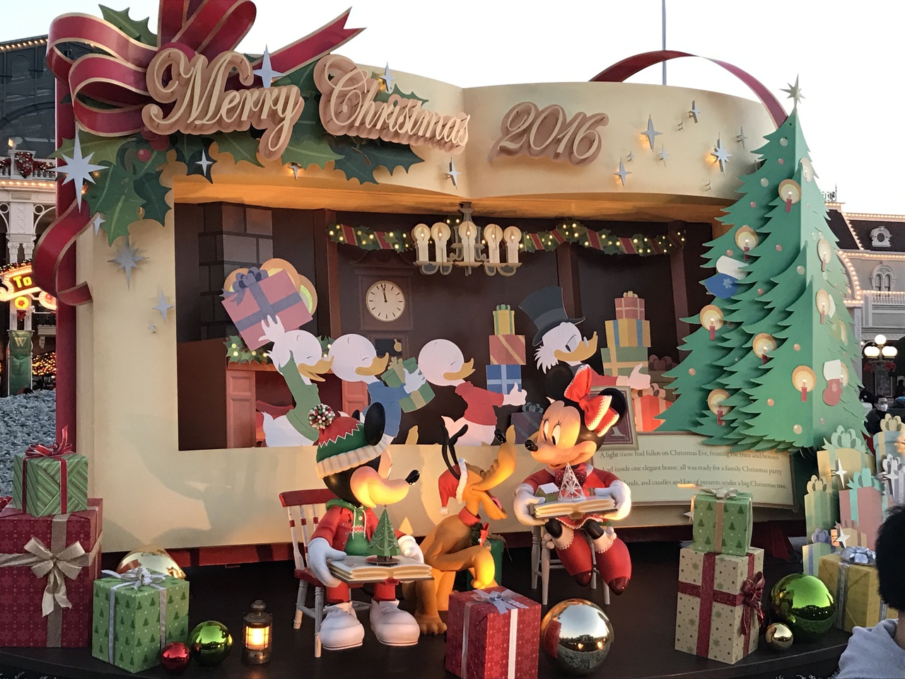 16年12月 ディズニークリスマスファンタジー16 東京ディズニーランド 東京ディズニーリゾート 千葉県 の旅行記 ブログ By Wiruさん フォートラベル