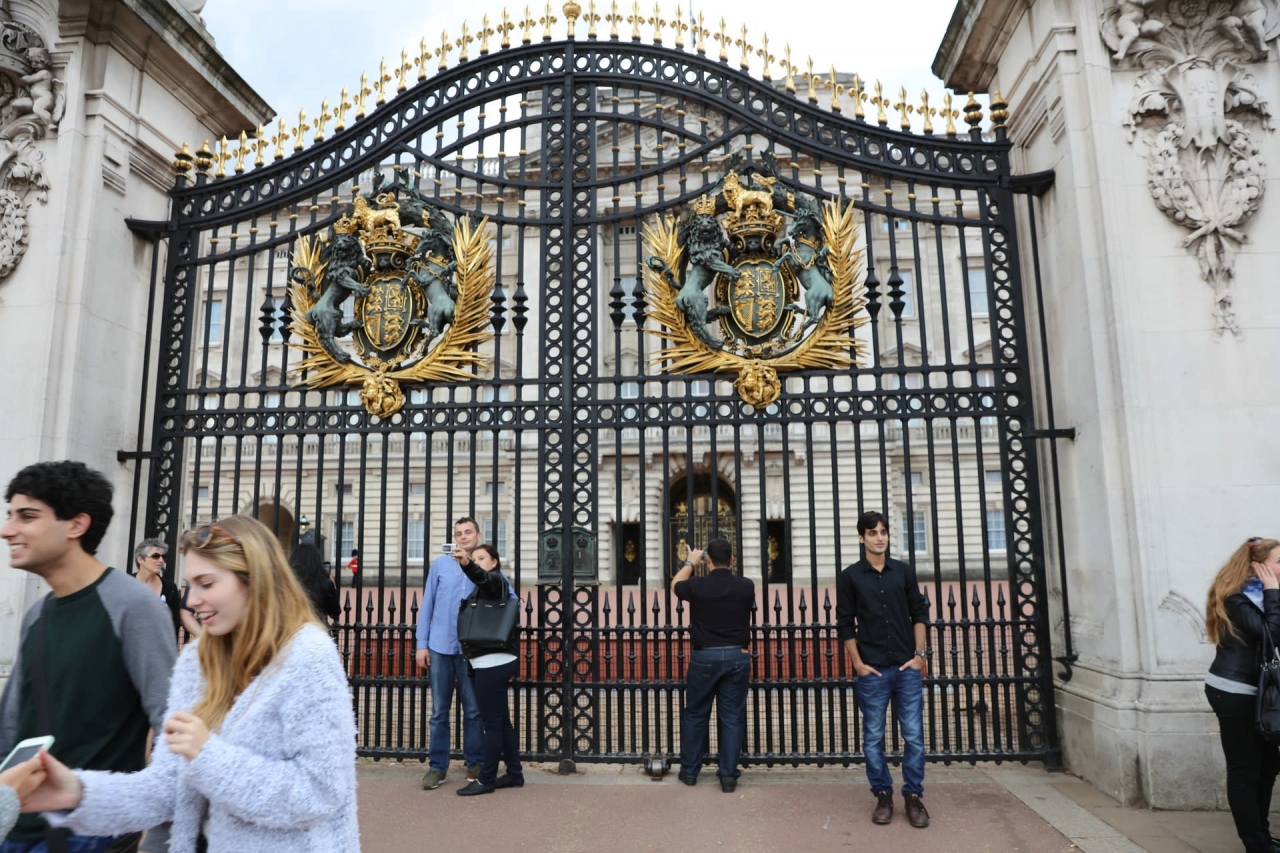 バッキンガム宮殿周辺その1 ロンドン イギリス の旅行記 ブログ By Anasfcさん フォートラベル バッキンガム宮殿周辺その1 ロンドン イギリス の旅行記 ブログ By Anasfcさん フォートラベル