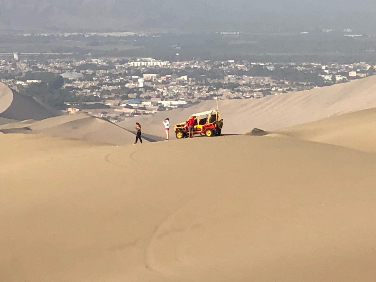 ペルーの朝は早いよ リマ到着から1泊2日のワカチナとナスカ その他の観光地 ペルー の旅行記 ブログ By Canakoさん フォートラベル