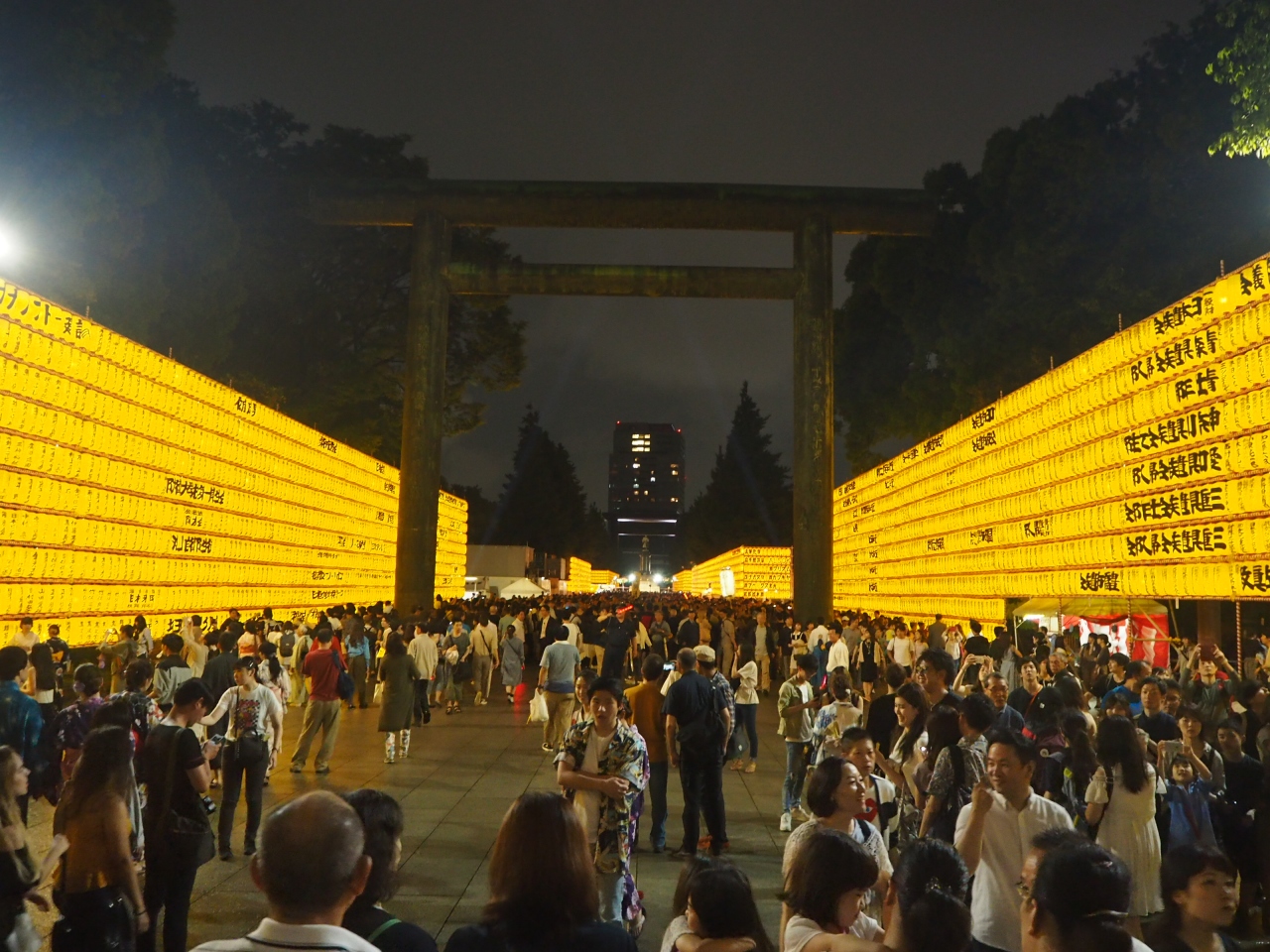 雨の日曜日 靖国神社みたままつり 19 神楽坂 飯田橋 東京 の旅行記 ブログ By Jalan Jalanさん フォートラベル