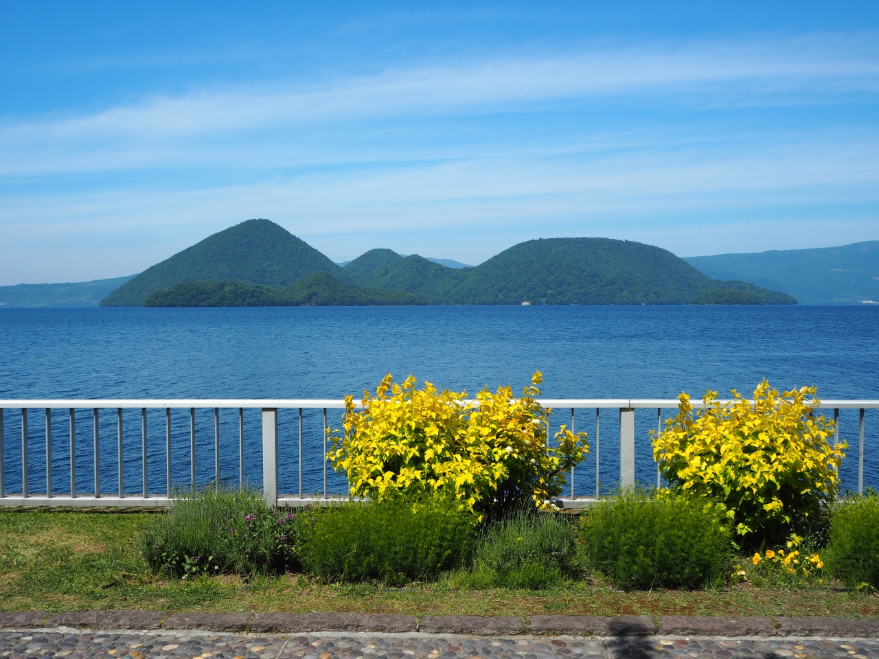 札幌から日帰りで支笏湖 洞爺湖 昭和新山 有珠山などの観光 洞爺 とうや 湖 北海道 の旅行記 ブログ By Lion3さん フォートラベル