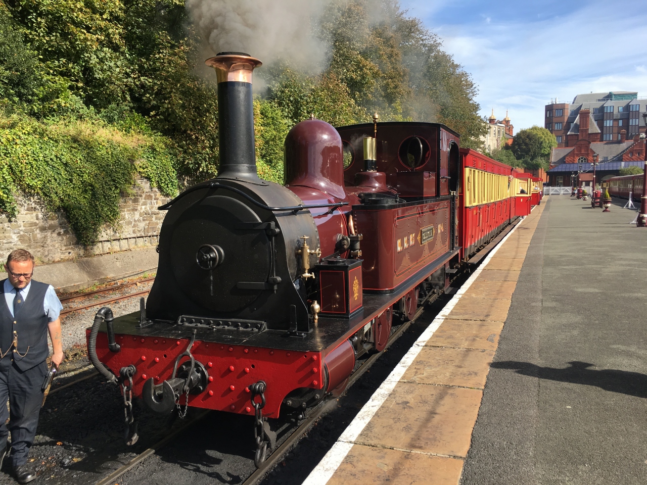 19ヨーロッパ マン島 1 列車とバスでマン島散策 マン島 イギリス の旅行記 ブログ By Sunnyさん フォートラベル