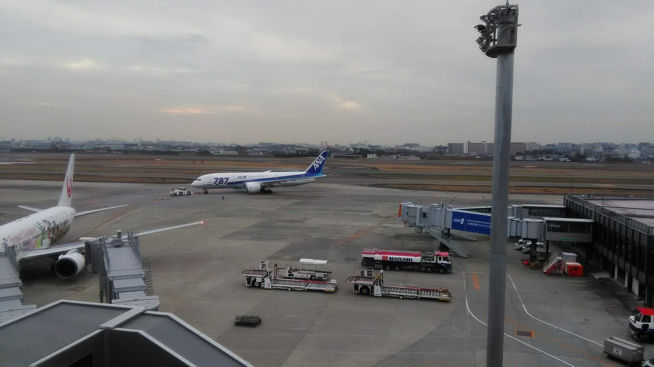 Ana 那覇ー伊丹搭乗記 18年 伊丹空港 豊中 大阪 の旅行記 ブログ By シィロさん フォートラベル