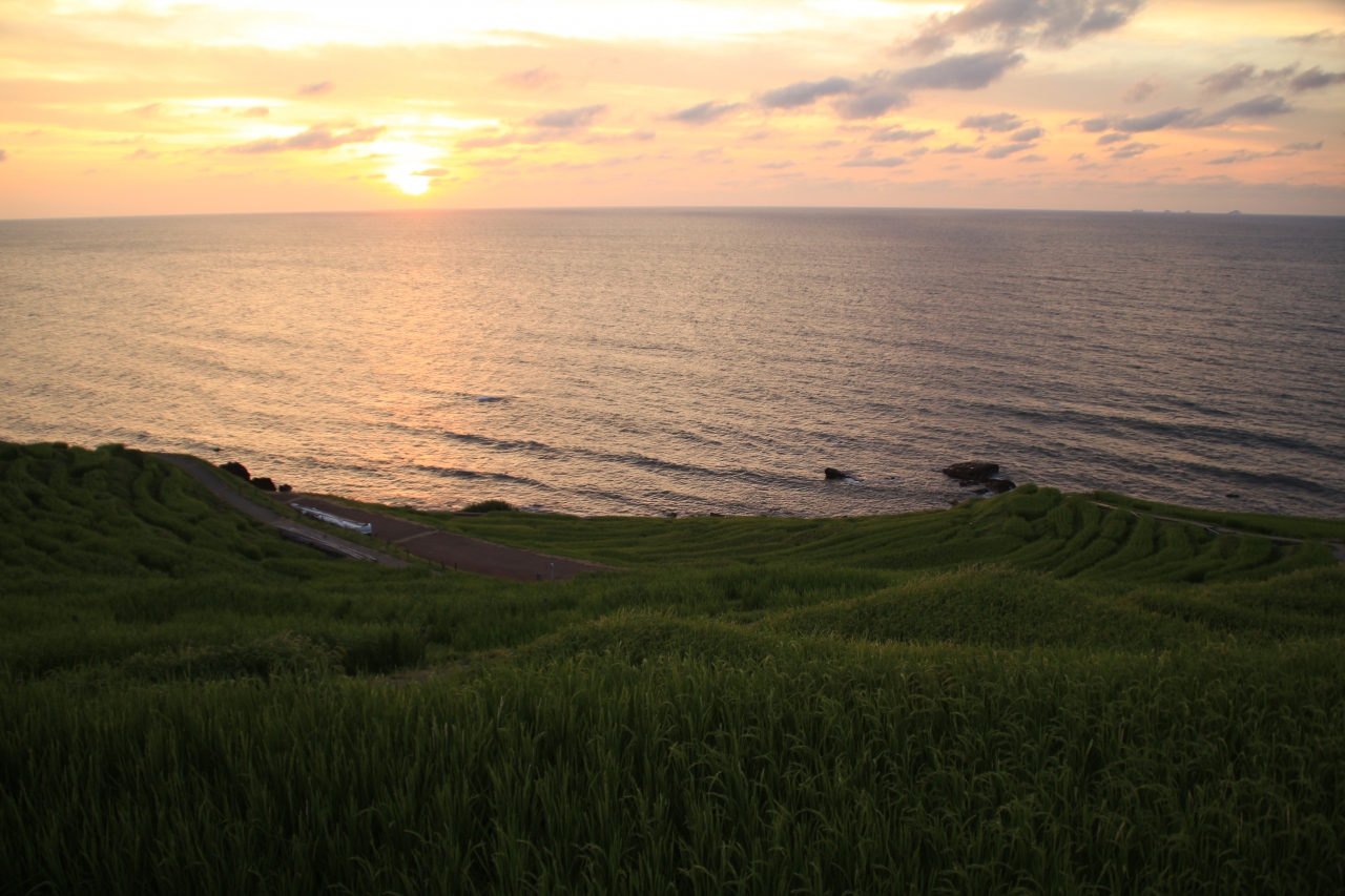 19年夏 絶景散策旅 富山 石川 福井 ５ 能登半島の 白米千枚田 の夕景とマジックアワー 輪島 石川県 の旅行記 ブログ By 旅行三昧さん フォートラベル