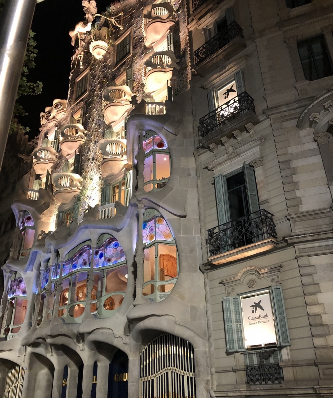スペイン個人旅行 カサバトリョとバルセロナ晩ごはん バルセロナ スペイン の旅行記 ブログ By Mirukoさん フォートラベル