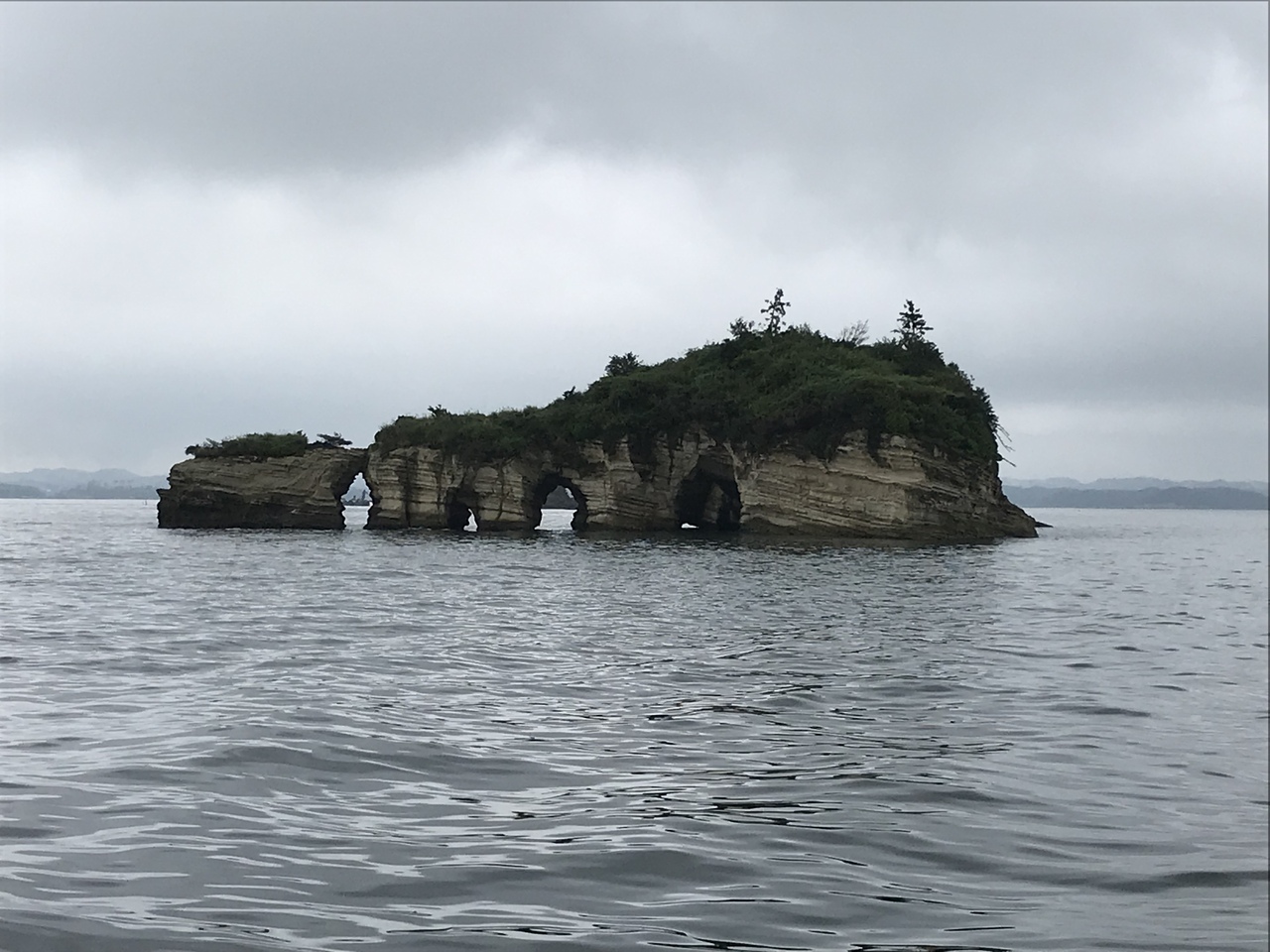 松島湾 日本三景 遊覧船案内 2階席は別途料金 すぐに飽きる風景 松島 奥松島 宮城県 の旅行記 ブログ By Ttukomiさん フォートラベル 松島湾 日本三景 遊覧船案内 2階席は別途料金 すぐに飽きる風景 松島 奥松島 宮城県 の旅行記 ブログ By Ttukomiさん フォートラベル