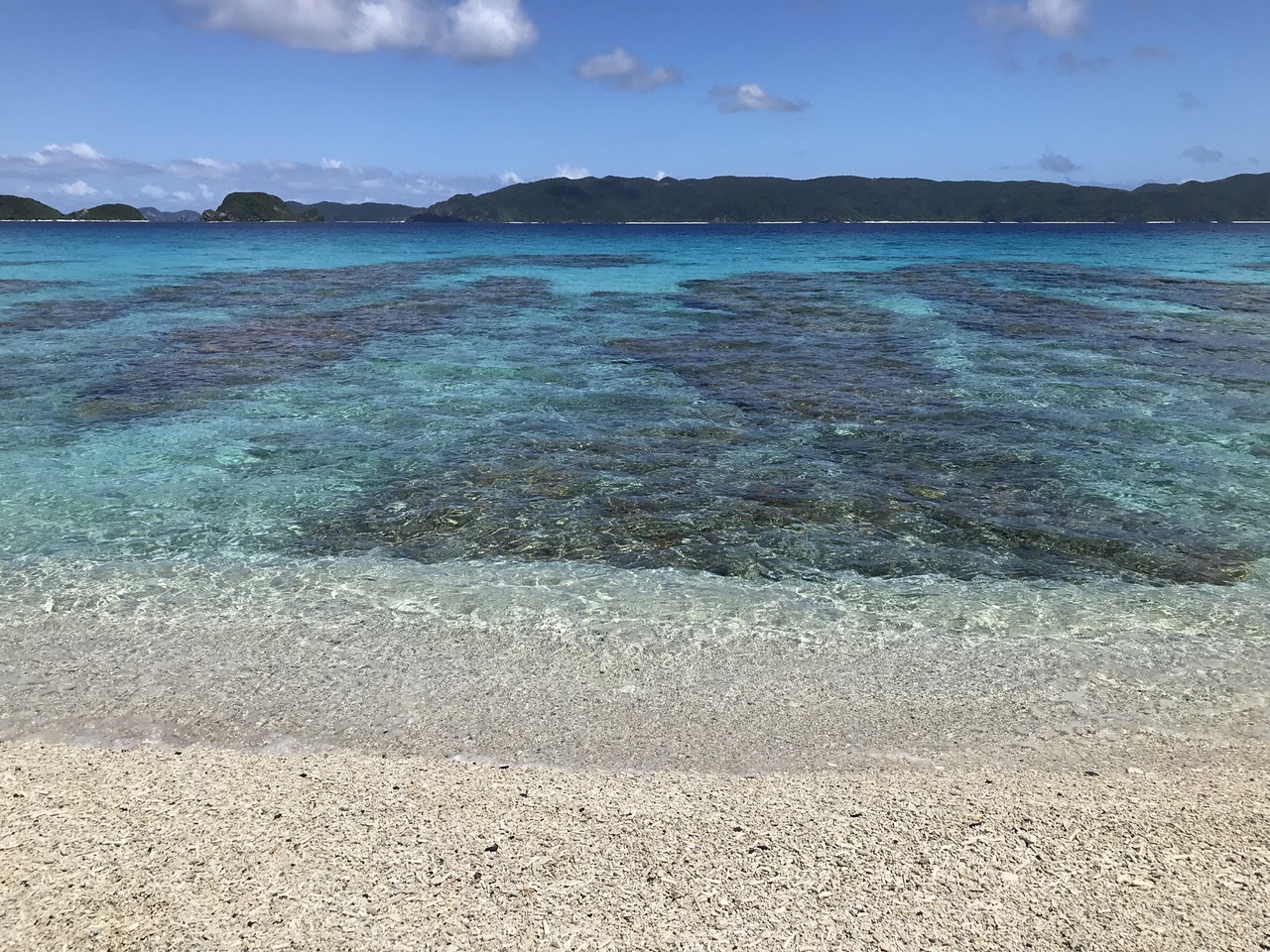 夏の終わりの沖縄一泊二日 慶良間ブルーの海でsupとシュノーケリング 慶良間諸島 沖縄県 の旅行記 ブログ By もんきちさん フォートラベル 夏の終わりの沖縄一泊二日 慶良間ブルーの海でsupとシュノーケリング 慶良間諸島 沖縄県 の旅行記 ブログ By もんきちさん フォートラベル
