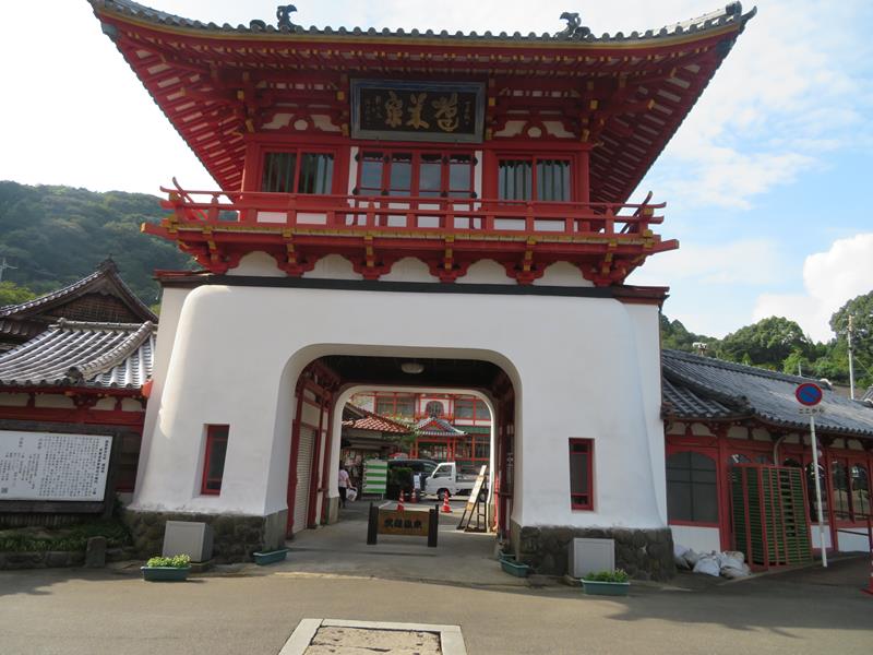 残暑の九州 ８ 武雄温泉 楼門と武雄温泉新館 国指定重要文化財 武雄 多久 佐賀県 の旅行記 ブログ By Happinさん フォートラベル