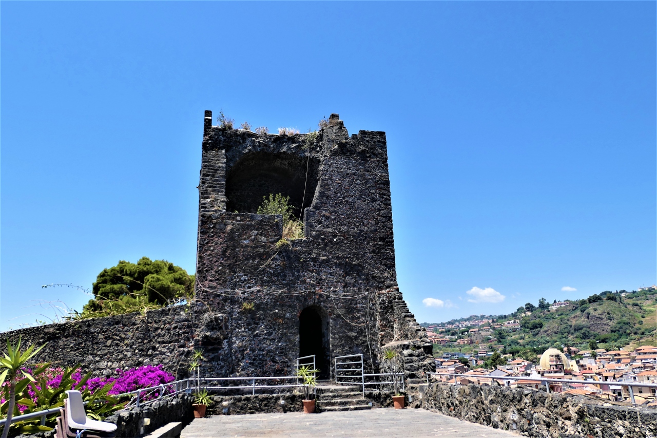 魅惑のシチリア×プーリア♪　Vol.544　☆Aci Castello：憧れの古城「アーチ城」へ♪
