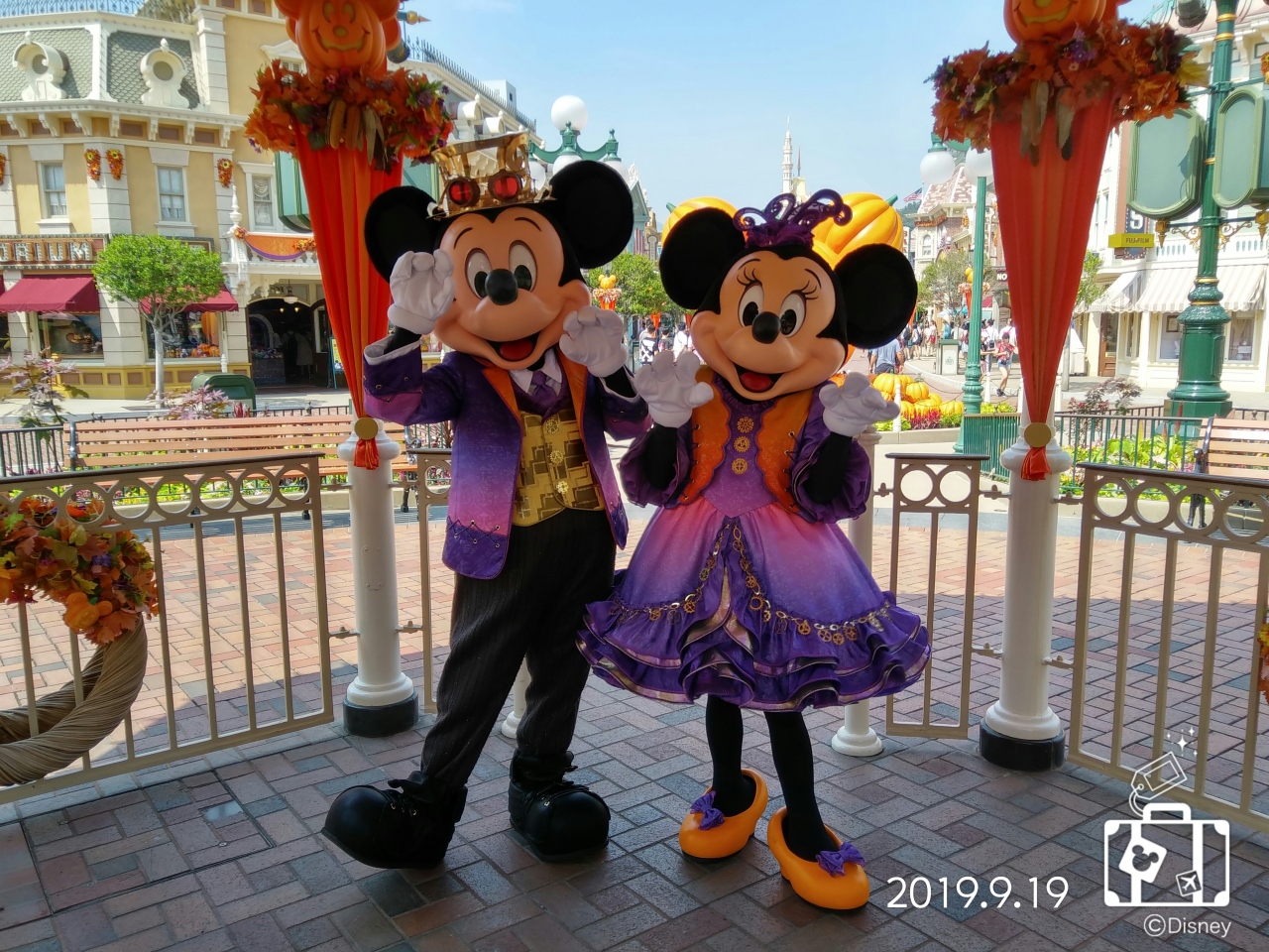 香港ディズニー Halloweentimeに参加する 朝を制する者はキャラグリを制す 香港 香港 の旅行記 ブログ By Muemueさん フォートラベル