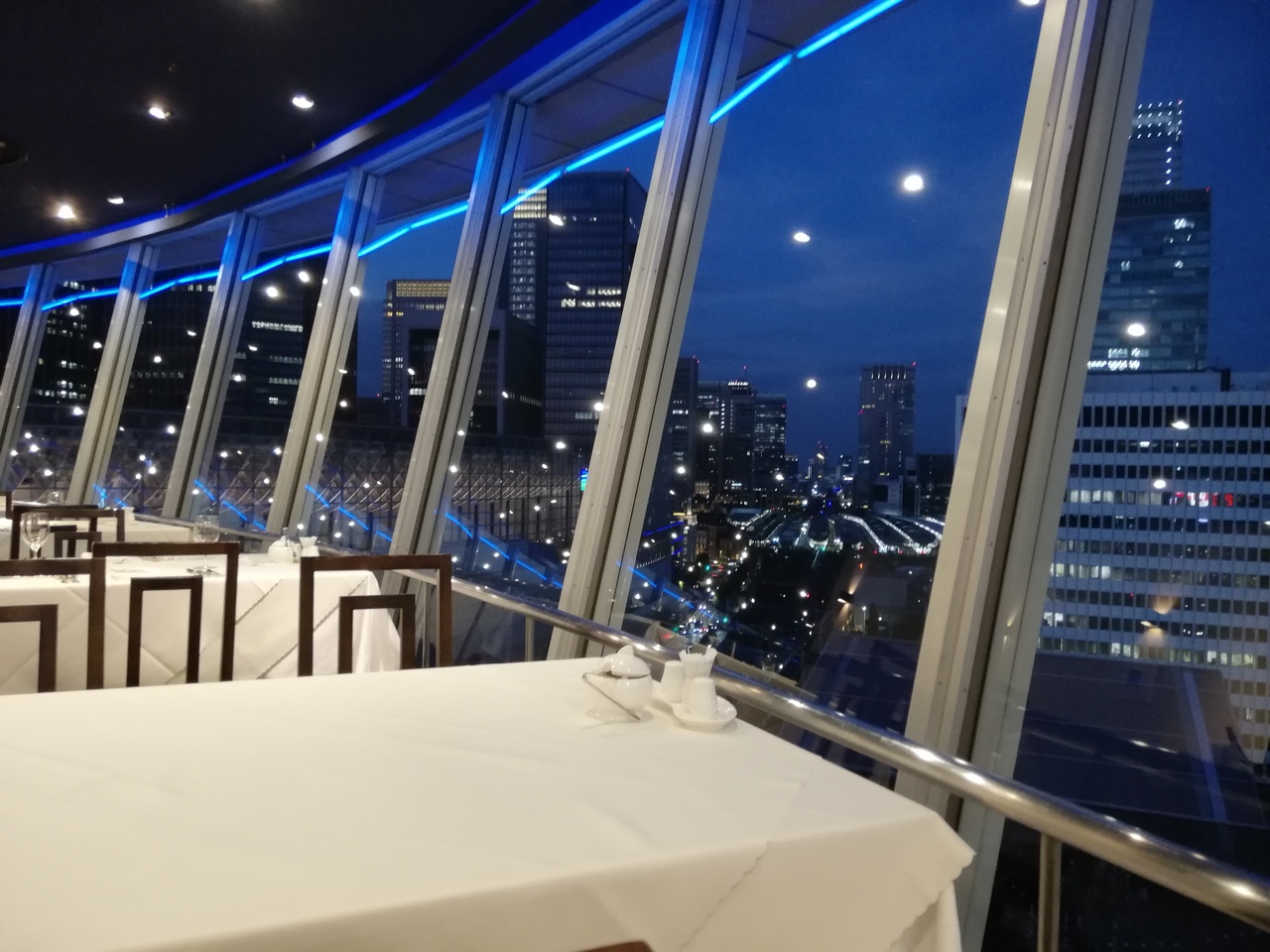 交通会館スカイラウンジでグルメ 銀座 有楽町 日比谷 東京 の旅行記 ブログ By ミロのブイ茄子さん フォートラベル