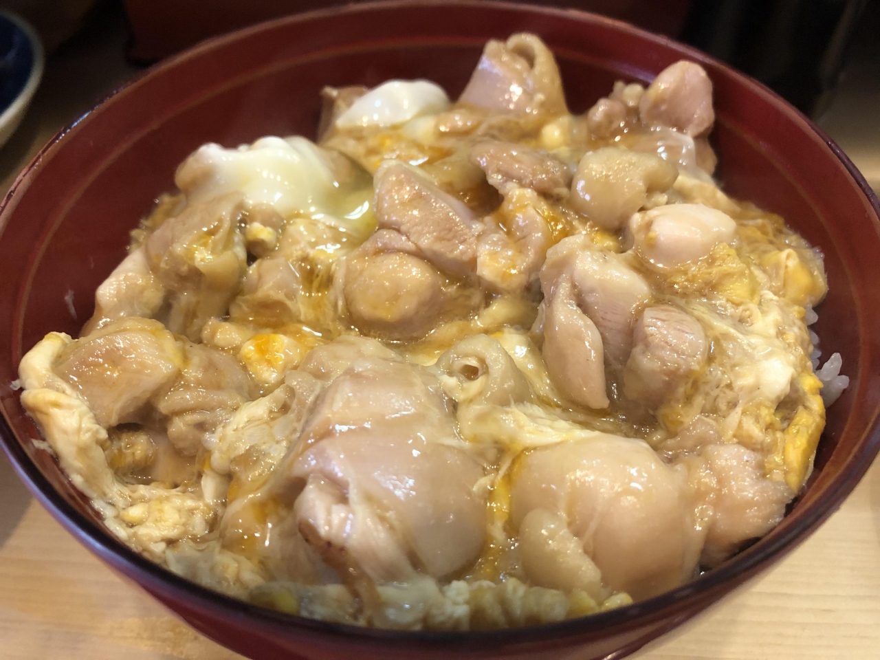 築地発の鶏料理店 辰の字 大山鶏がごろごろ入っている親子丼がランチで好評の焼鳥店 食べログ100名店選出 築地 東京 の旅行記 ブログ By Antonioさん フォートラベル