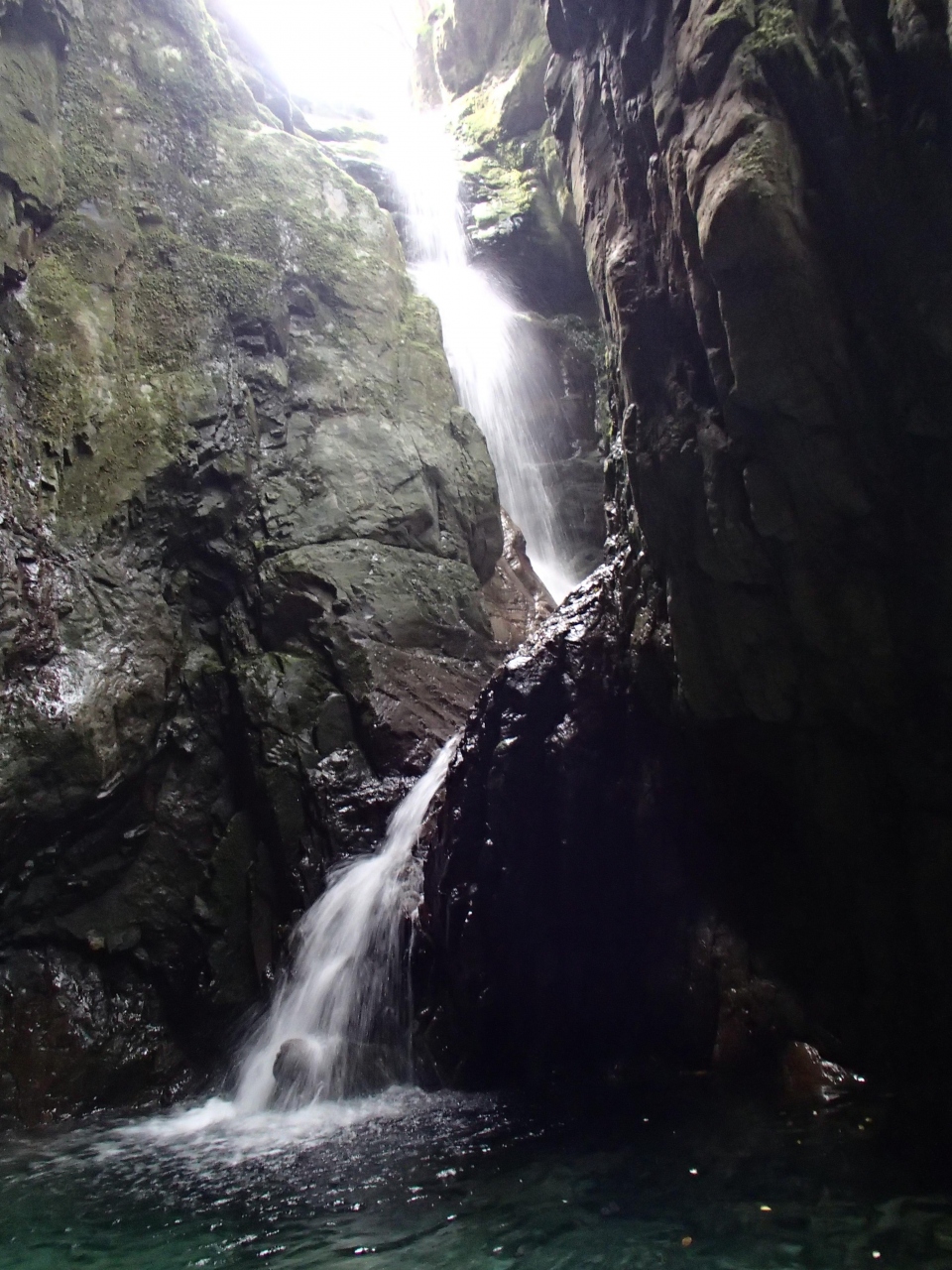 念願の 植魚の滝 17年6月 南紀で滝めぐり その３ 串本 古座川 和歌山県 の旅行記 ブログ By Joecoolさん フォートラベル