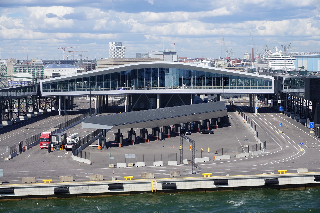 フィンランド旅行記 19 ヘルシンキ編 その6 タリン港 ヘルシンキ西港 ヘルシンキ フィンランド の旅行記 ブログ By ろくおさん フォートラベル