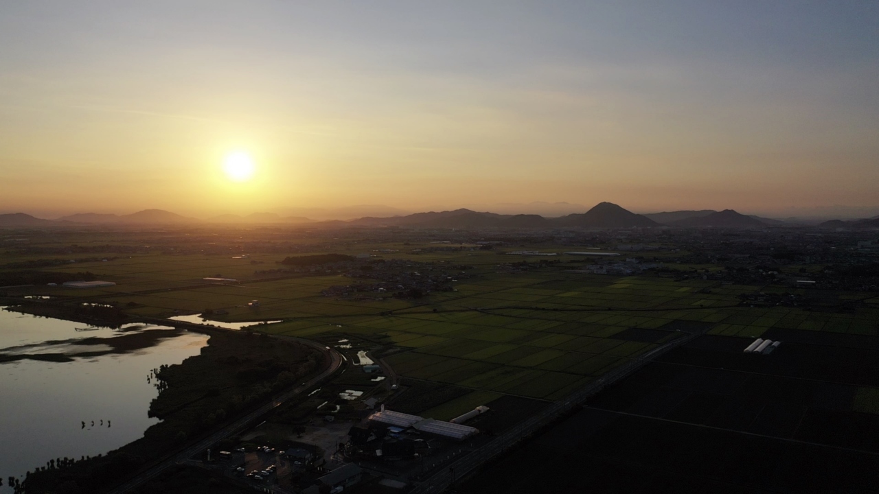 絶景 琵琶湖の夜明け 大津 滋賀県 の旅行記 ブログ By もふもふpさん フォートラベル 絶景 琵琶湖の夜明け 大津 滋賀県 の旅行記 ブログ By もふもふpさん フォートラベル