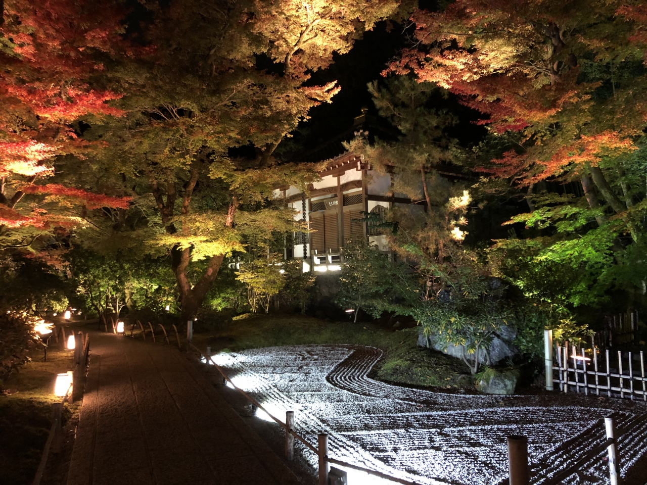 19年11月 京都嵐山の紅葉 嵐電嵐山駅 宝厳院 ライトアップ 嵐山 嵯峨野 太秦 桂 京都 の旅行記 ブログ By カブト虫さん フォートラベル