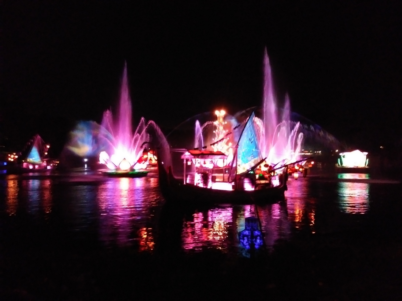 母と子二人のwdwへの旅 19 1日目後半 オーランド アメリカ の旅行記 ブログ By Yvrさん フォートラベル