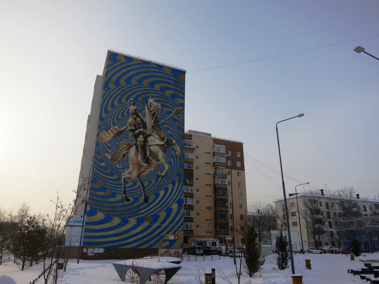 『寒くてもストリートアート作品鑑賞は諦めない!雪が積もるヌルスルタンの街を歩いてみた♪(ヌルスルタン1日目)』アスタナ(カザフスタン)の旅行記