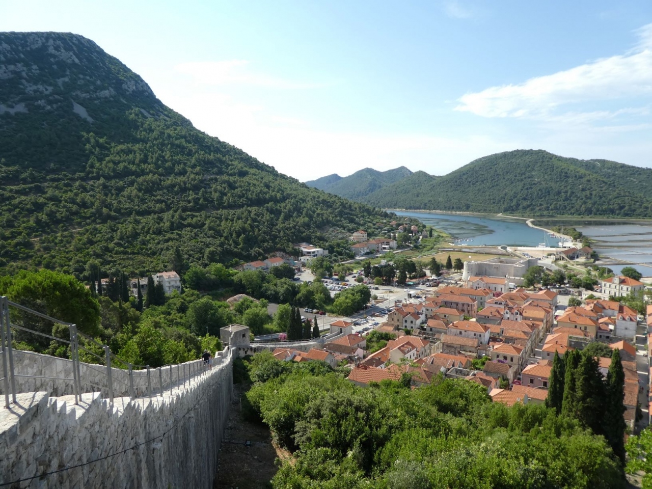 妹と行くクロアチア周辺の旅 5 ストン コルチュラ島 ペリェシャツ半島 コルチュラ クロアチア の旅行記 ブログ By Berrymixさん フォートラベル 妹と行くクロアチア周辺の旅 5 ストン コルチュラ島 ペリェシャツ半島 コルチュラ クロアチア の旅行記 ブログ By Berrymixさん フォートラベル
