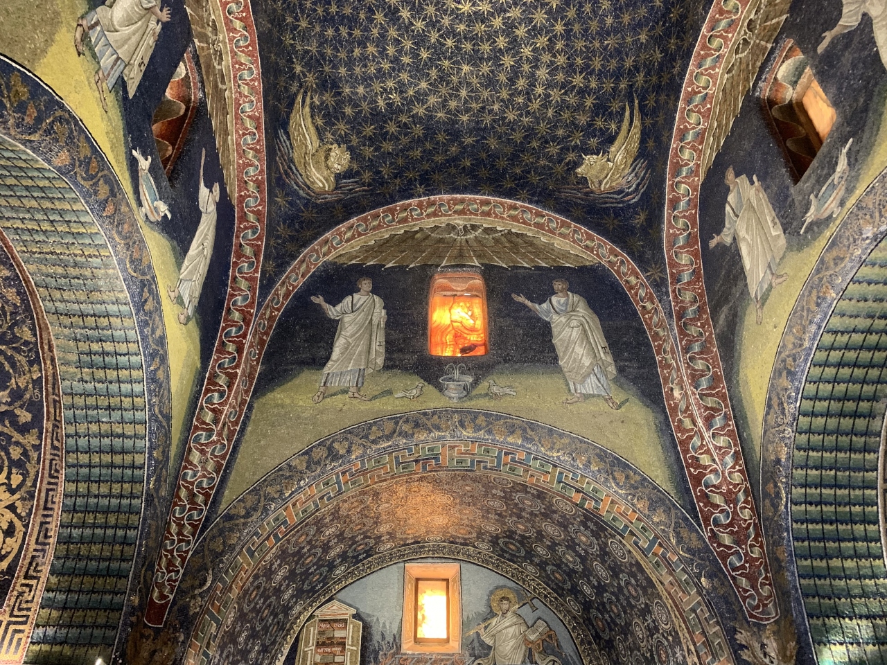世界遺産のモザイク画の街ラベンナへ ラベンナ イタリア の旅行記 ブログ By Nouzouさん フォートラベル 世界遺産のモザイク画の街ラベンナへ ラベンナ イタリア の旅行記 ブログ By Nouzouさん フォートラベル