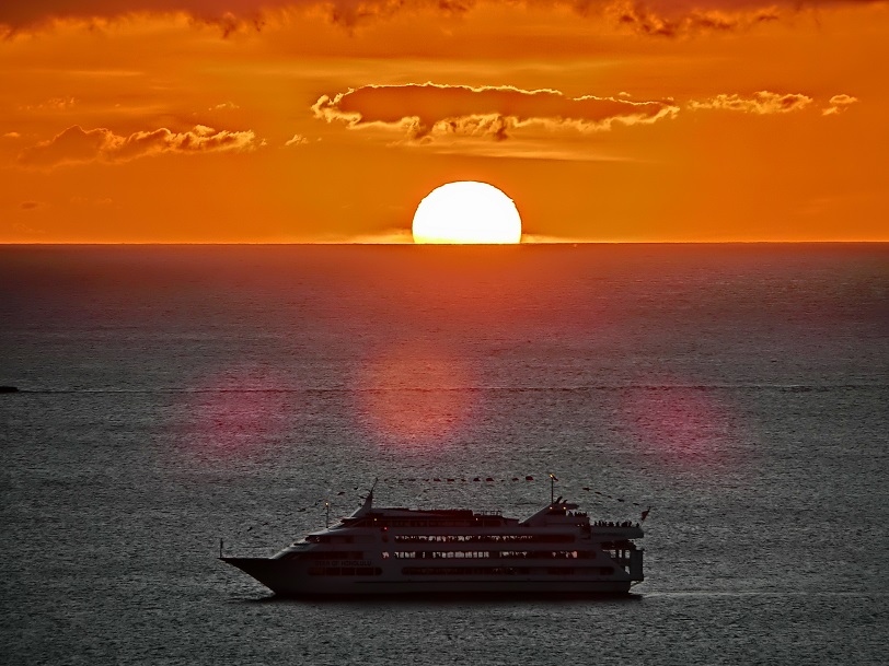 ハワイの休日 いろいろな人と再会出来た１６日間 ワイキキ周辺で見た １月の 夕日 夕焼け ホノルル ハワイ の旅行記 ブログ By Hy 2217さん フォートラベル