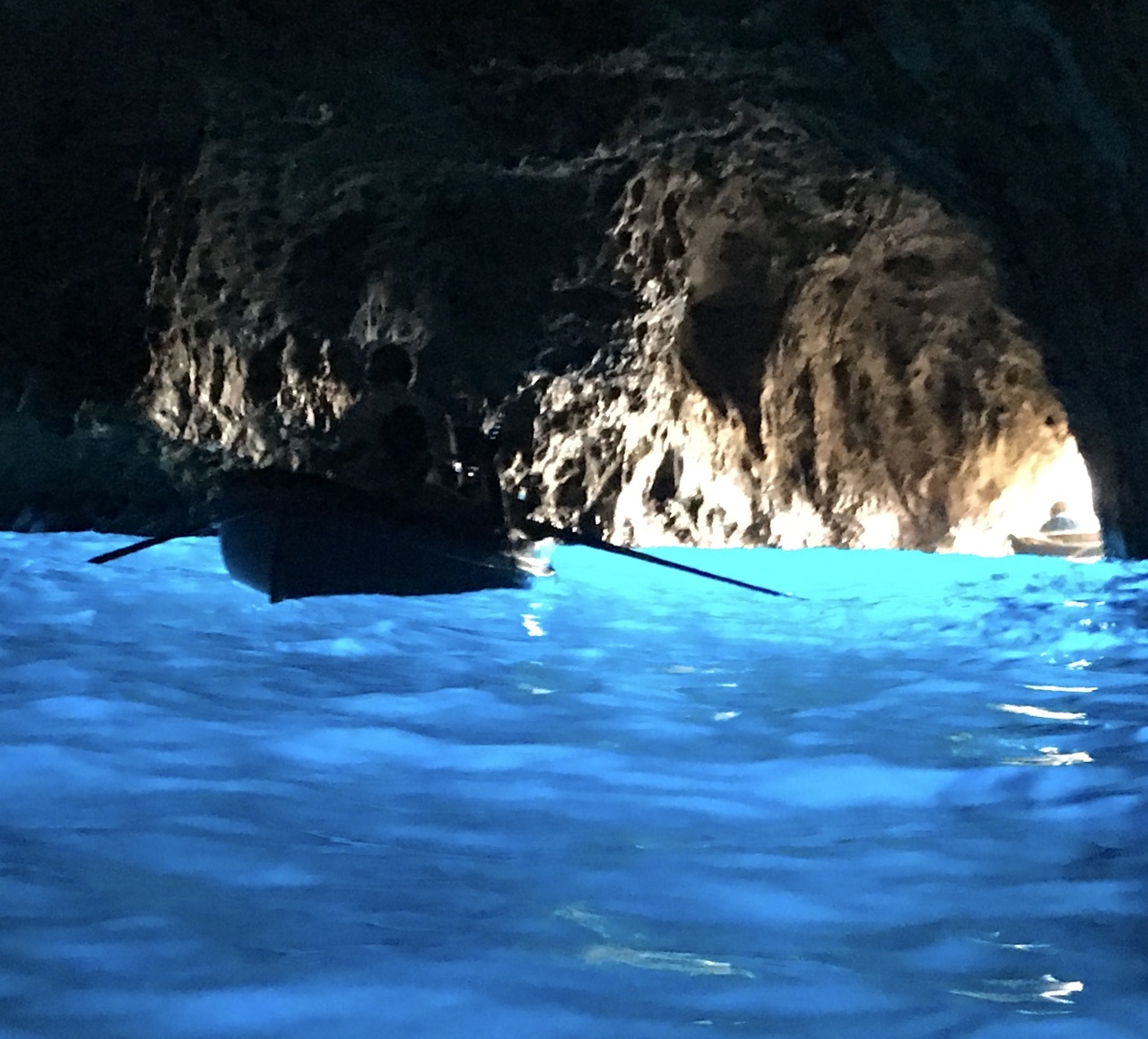 1907 母娘でイタリア4都市ツアー 青の洞窟 1 カプリ島 イタリア の旅行記 ブログ By ヌーピーさん フォートラベル