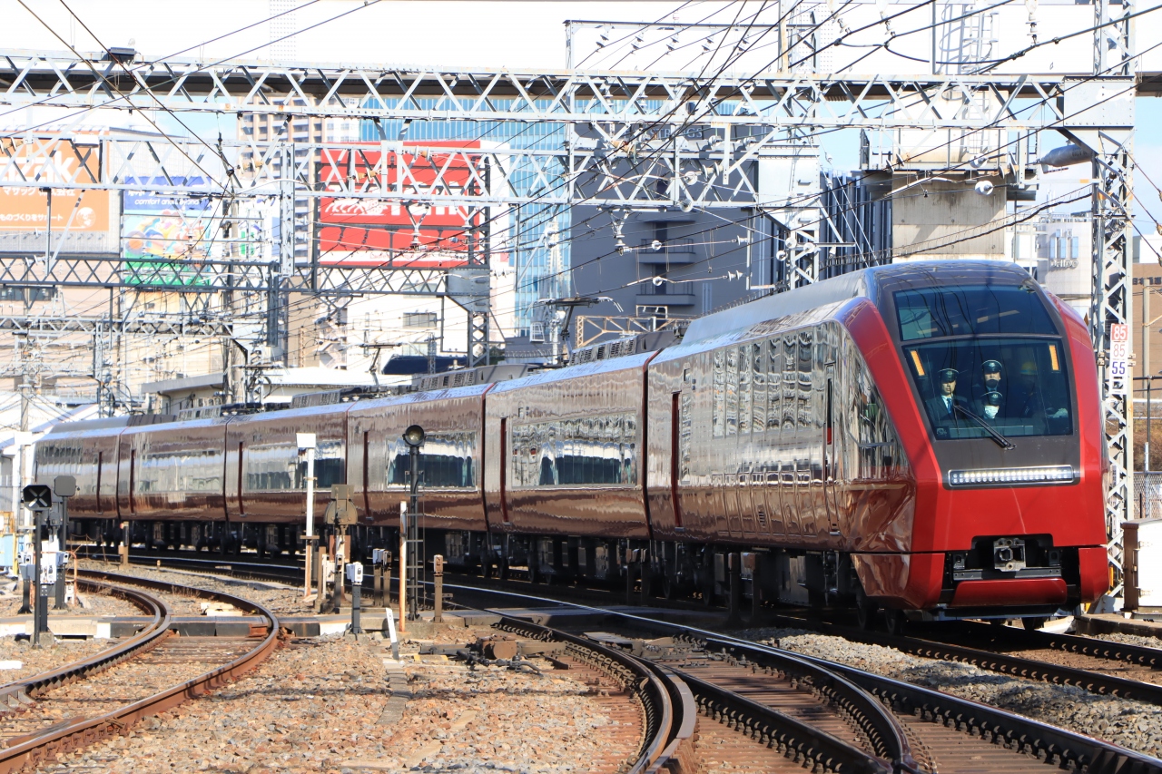 飛行機のファーストクラスは無理でも電車なら乗れる 近鉄新型特急ひのとりプレミアムシートに初乗車 橿原 奈良県 の旅行記 ブログ By 夢道乗光さん フォートラベル