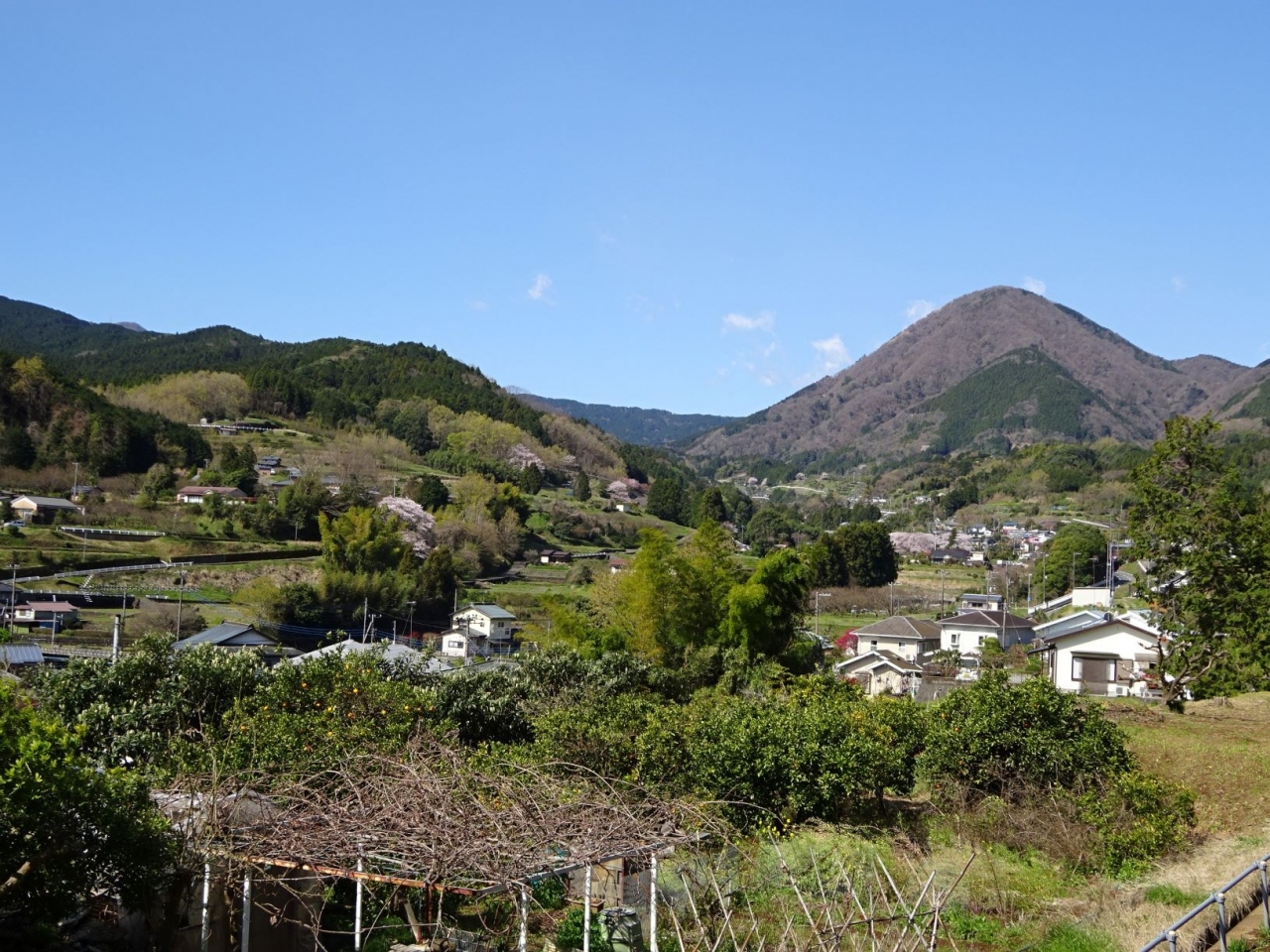 ヤマトタケルの家路2 足柄峠1 Mlle 菅原の旅 秦野 松田 足柄 神奈川県 の旅行記 ブログ By しにあの旅人さん フォートラベル ヤマトタケルの家路2 足柄峠1 Mlle 菅原の旅 秦野 松田 足柄 神奈川県 の旅行記 ブログ By しにあの旅人さん フォートラベル