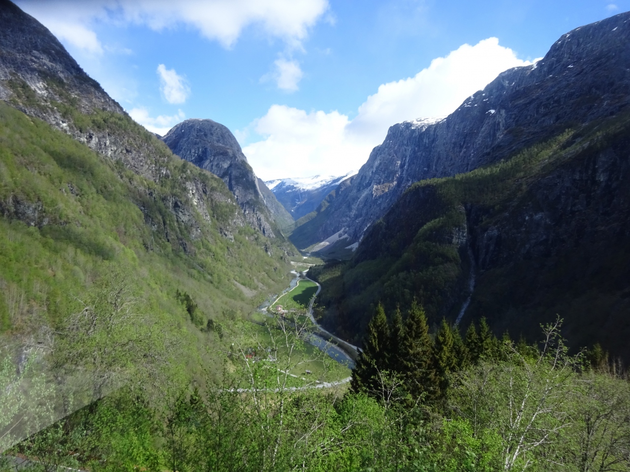 混乱の10連休 北欧の美しい自然と街巡りの旅 スウェーデン ノルウェー旅行 18 19年gw 5日目 千変万化のフィヨルド観光 ボス ノルウェー の旅行記 ブログ By とーりさん フォートラベル 混乱の10連休 北欧の美しい自然と街巡りの旅 スウェーデン ノルウェー旅行 18 19年gw 5日目 千変万化のフィヨルド観光 ボス ノルウェー の旅行記 ブログ By とーりさん フォートラベル